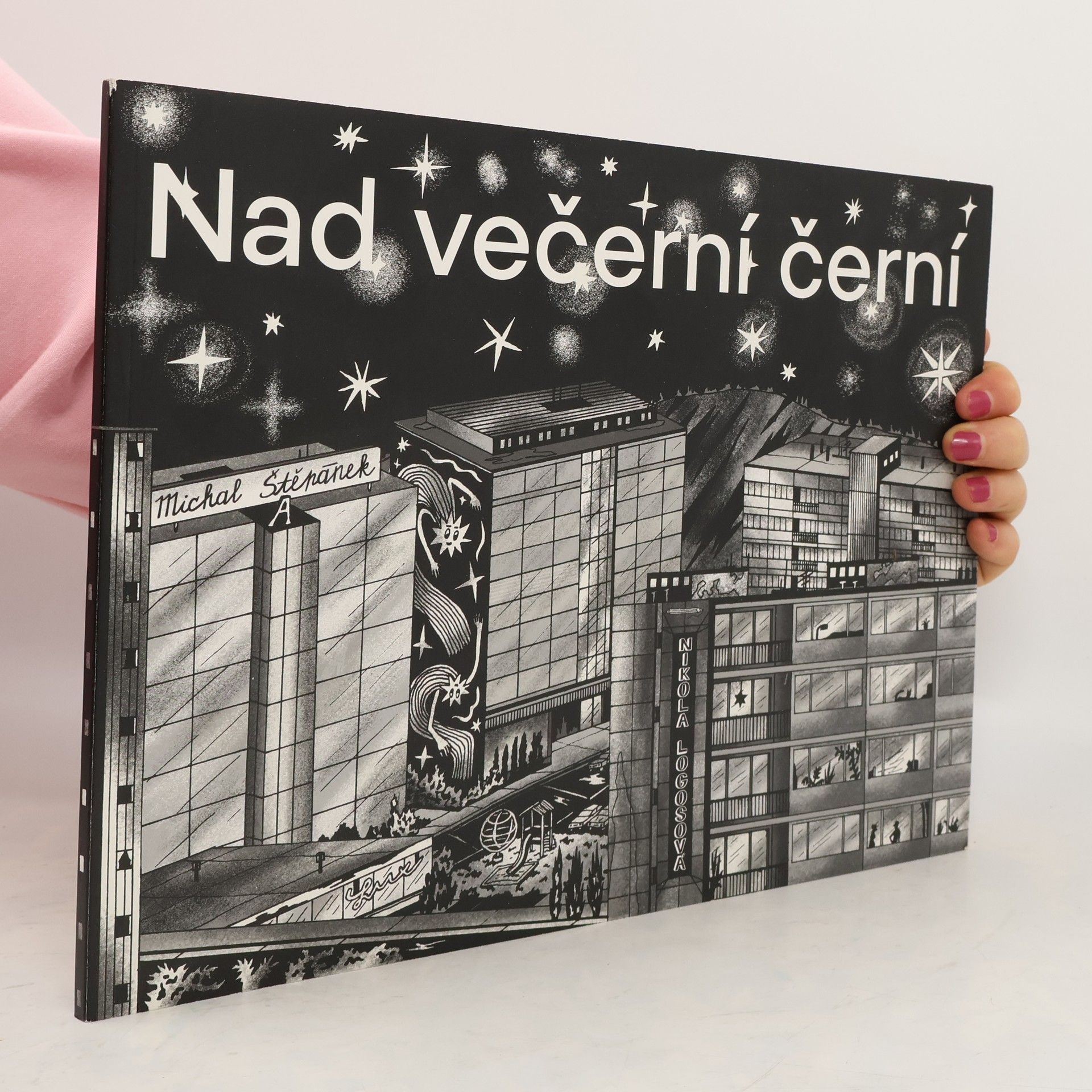 Nad večerní černí