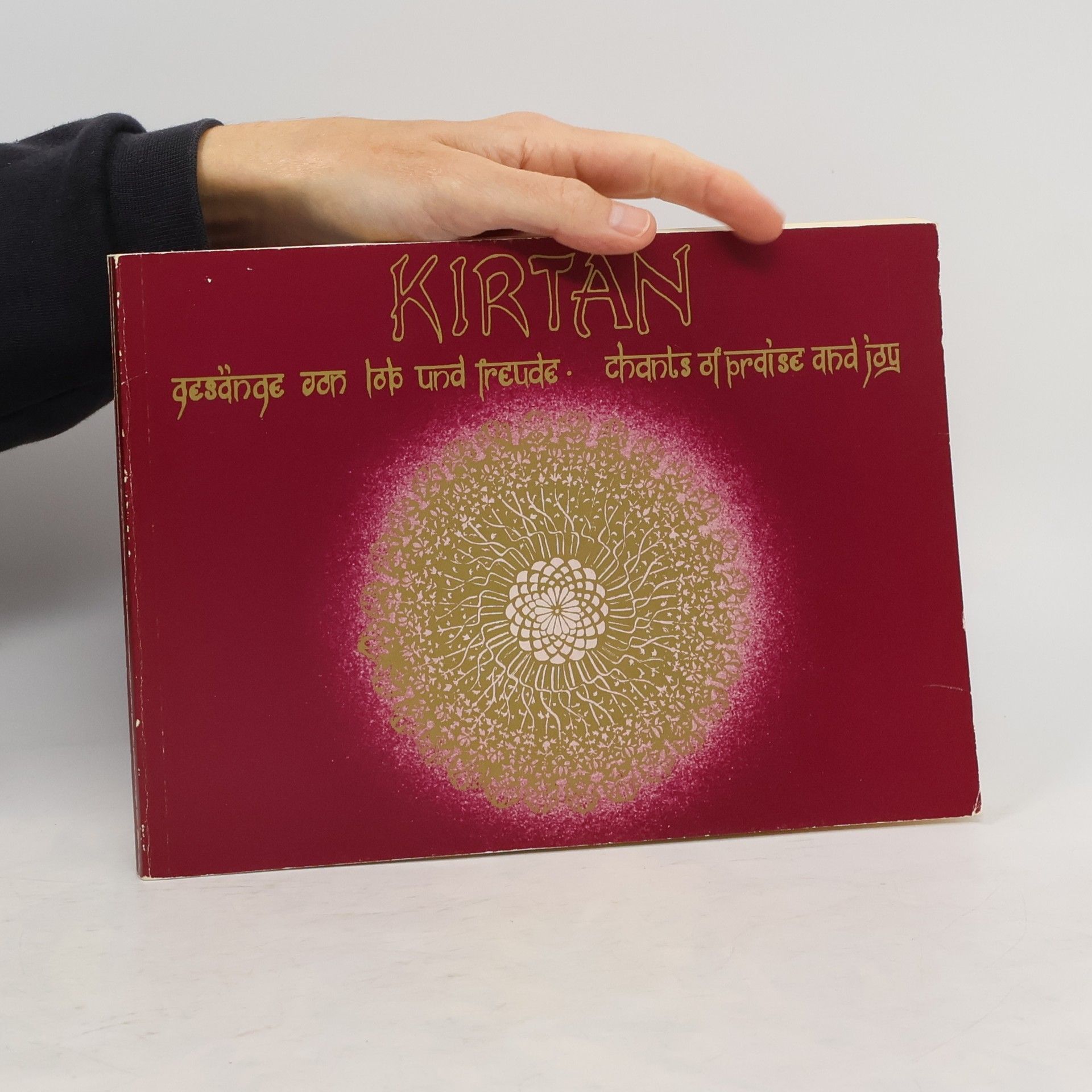 Angelika John Kirtan