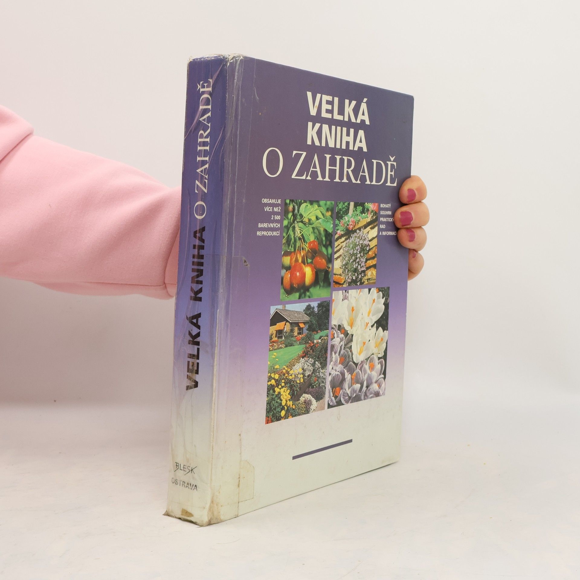 Velká kniha o zahradě