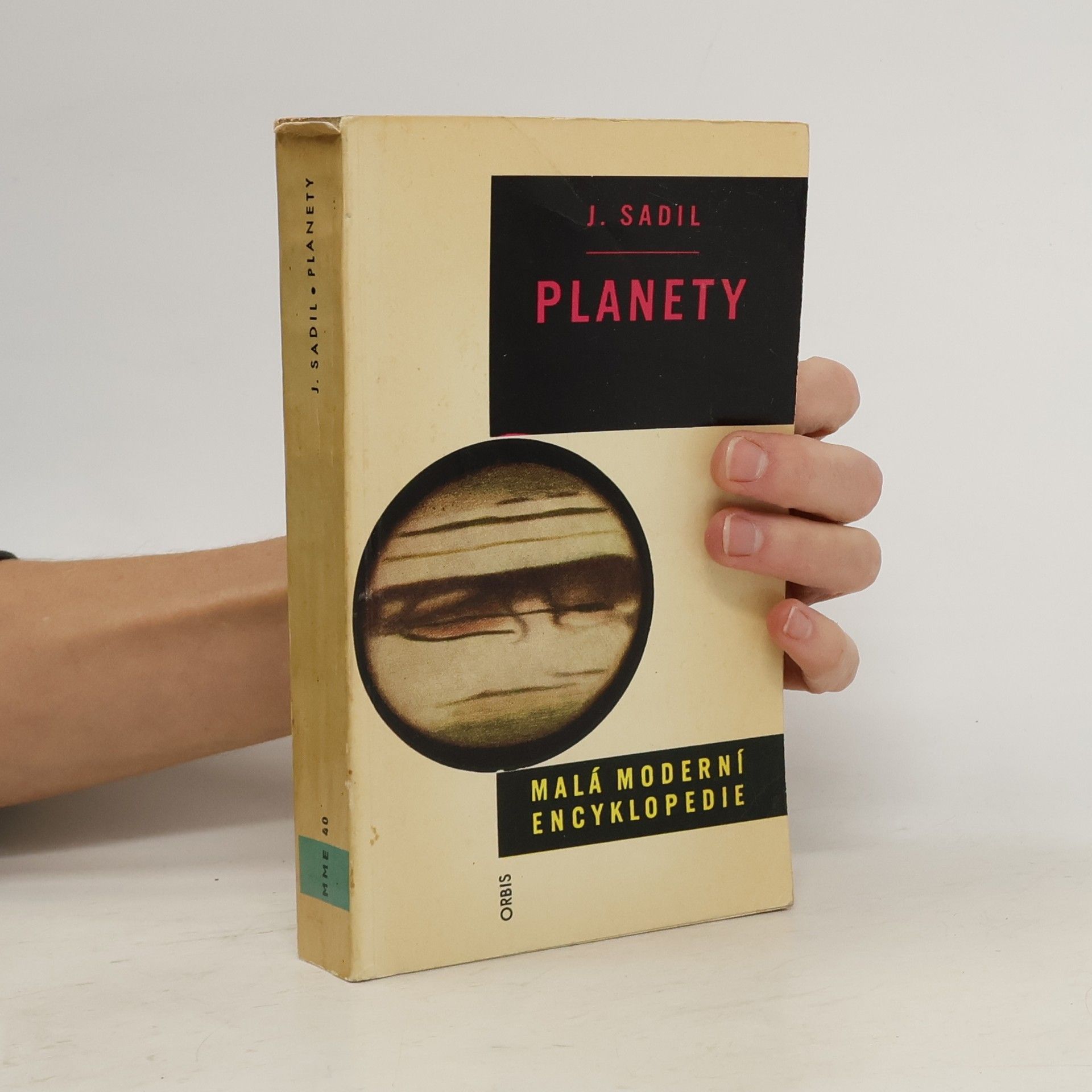 Josef Sadil Planety. Malá moderní encyklopedie