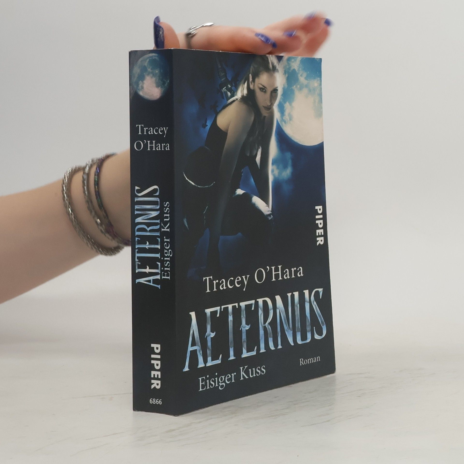 Tracey O'Hara Aeternus. Eisiger Kuss
