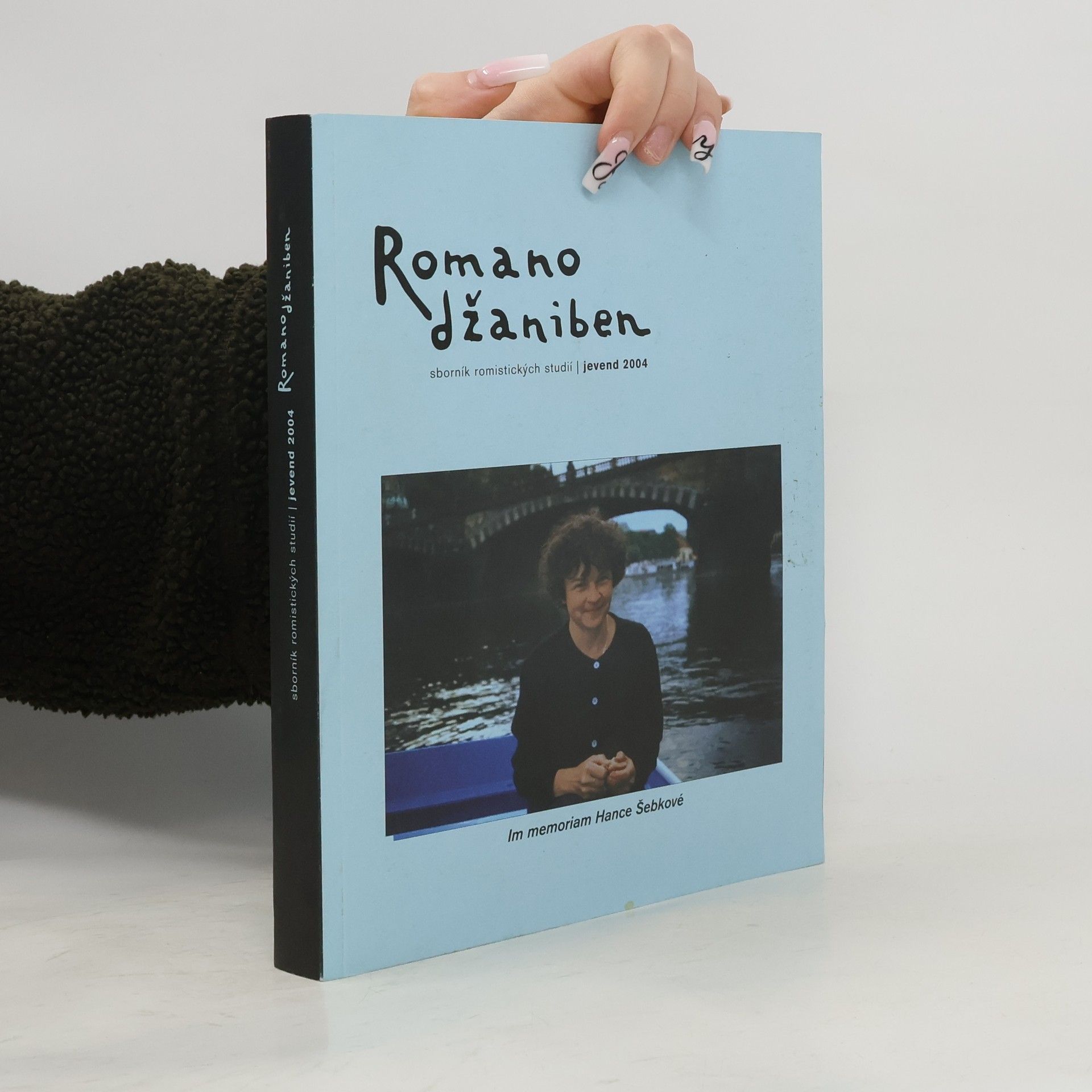 Collectif d'auteurs Romano džaniben sborník romistických studií jevend 2004