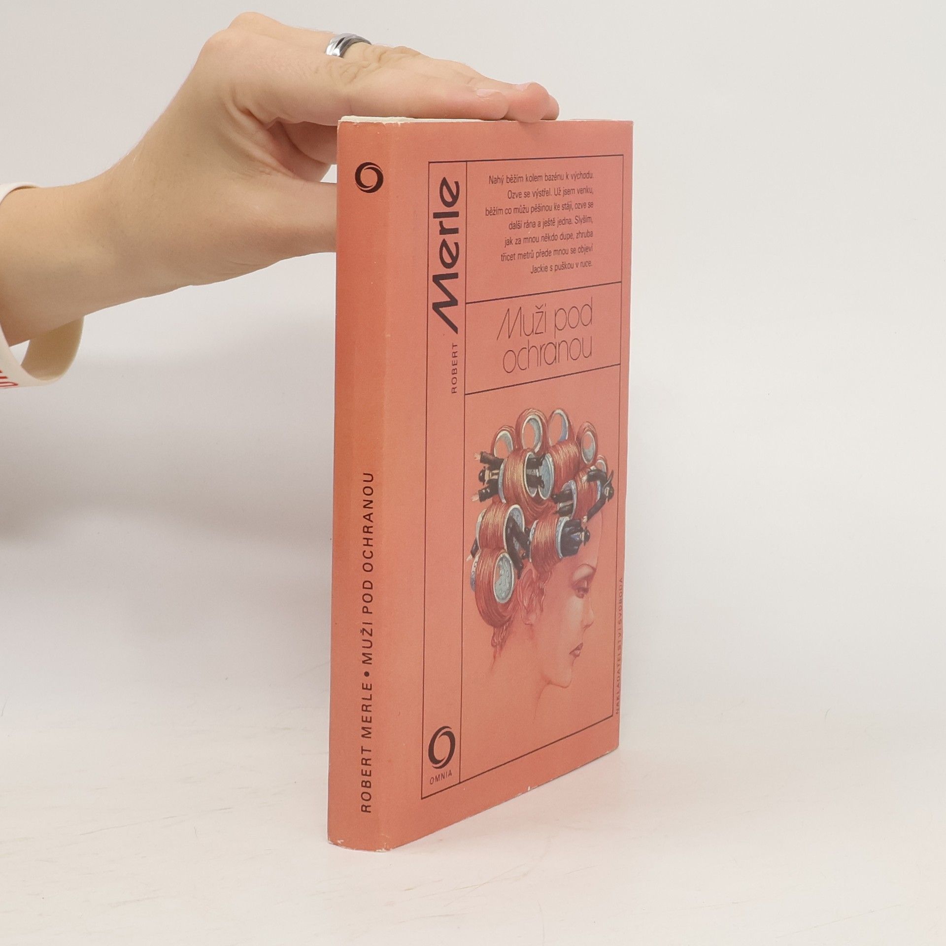 Robert Merle Muži pod ochranou