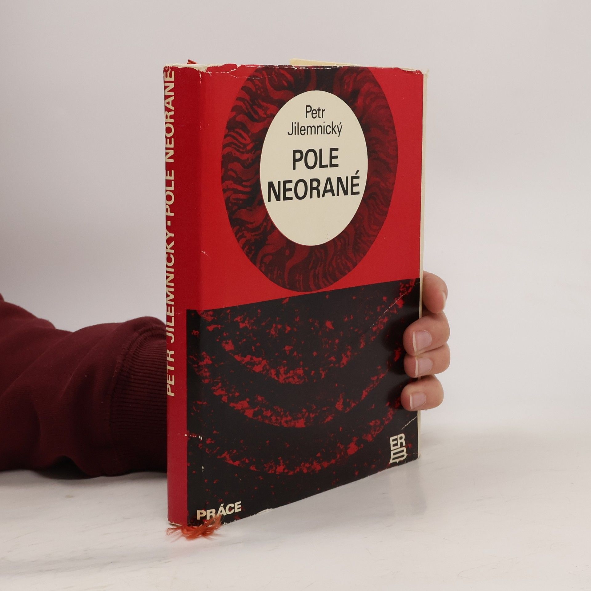 Peter Jilemnický Pole neorané