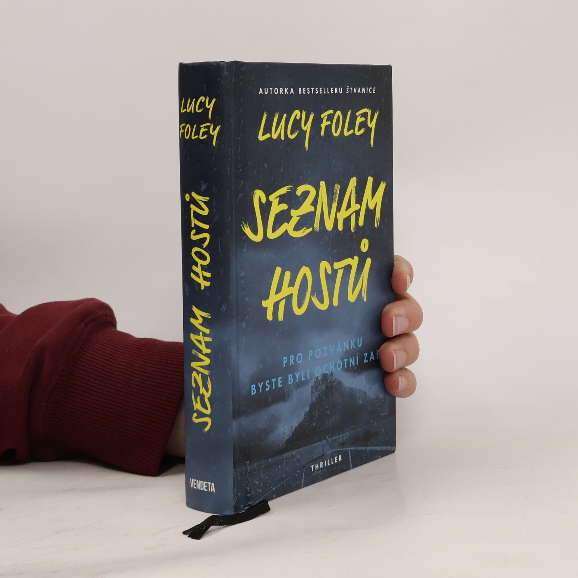 Lucy Foley Seznam hostů