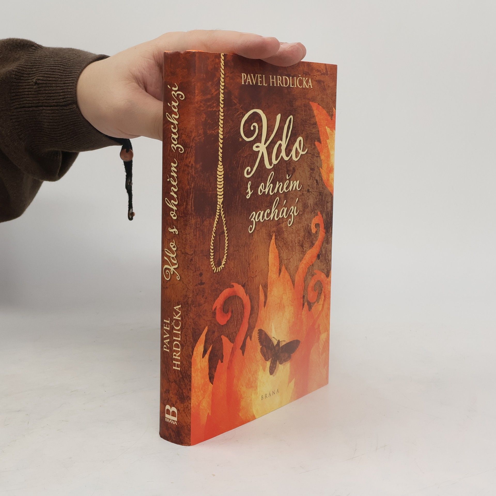 Pavel Hrdlička Kdo s ohněm zachází
