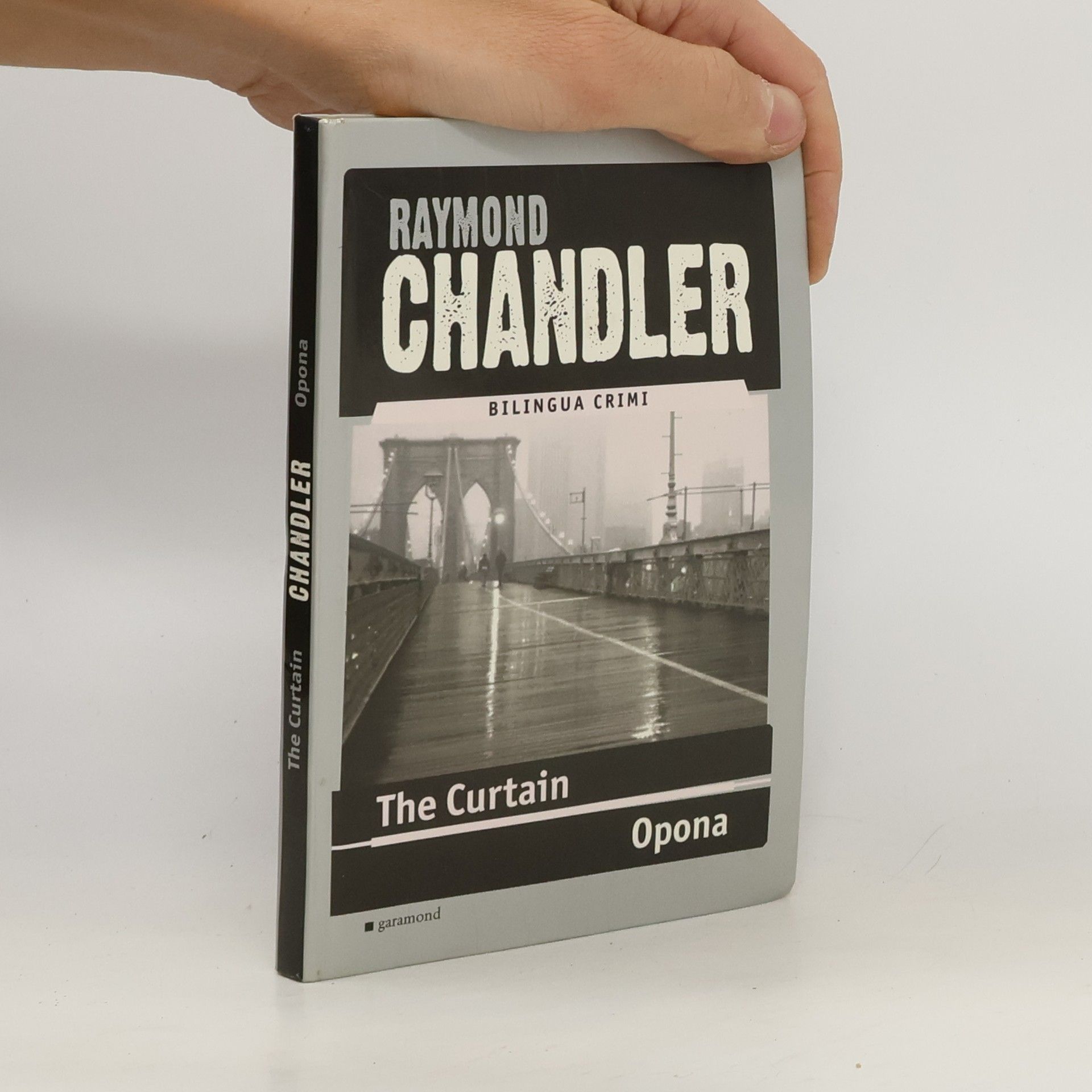 Raymond Chandler Opona / The Curtain