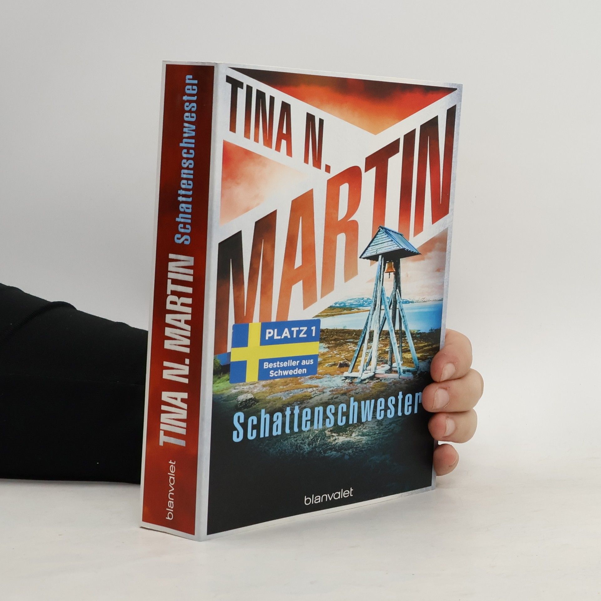 Tina N. Martin Schattenschwester