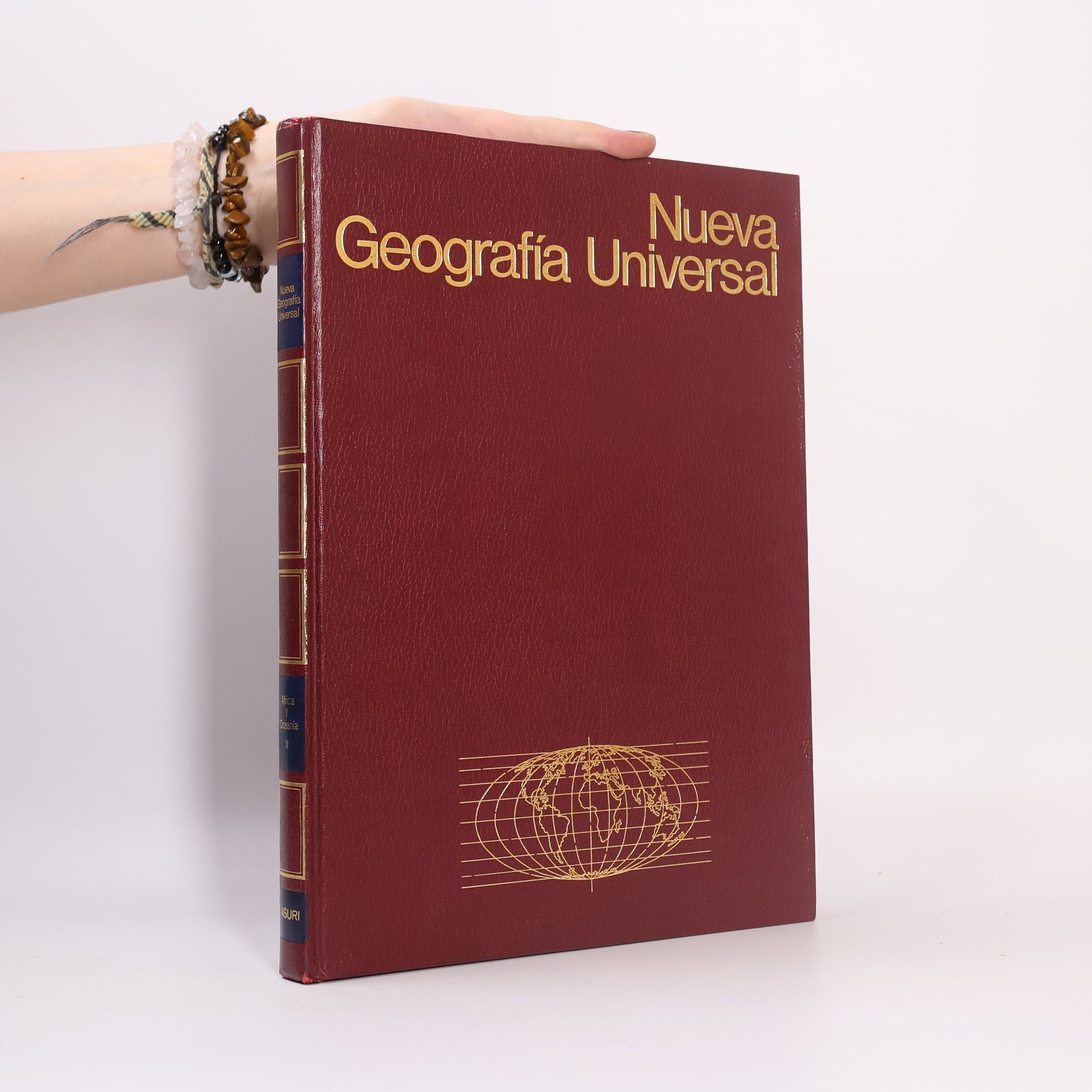 Auteurscollectief Nueva Geografía Universal