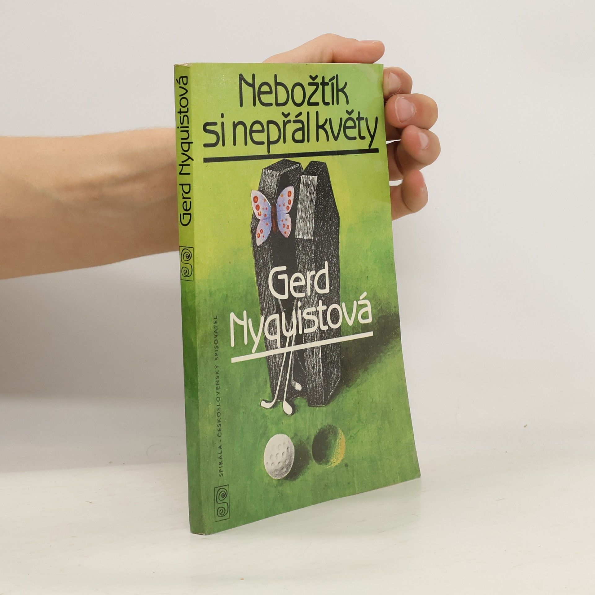 Nebožtík si nepřál květy