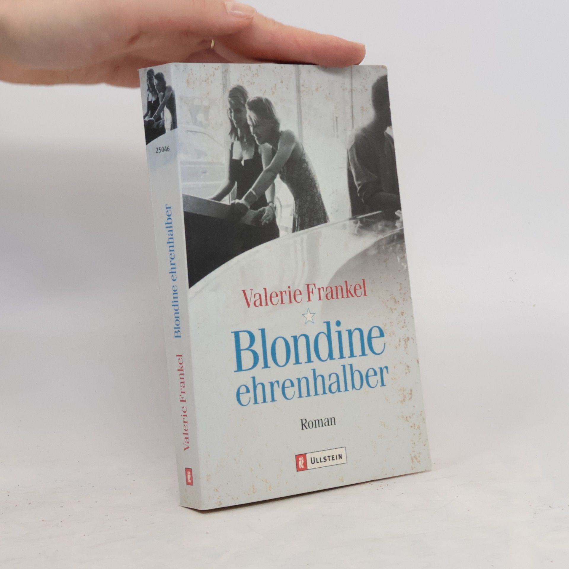 Blondine ehrenhalber