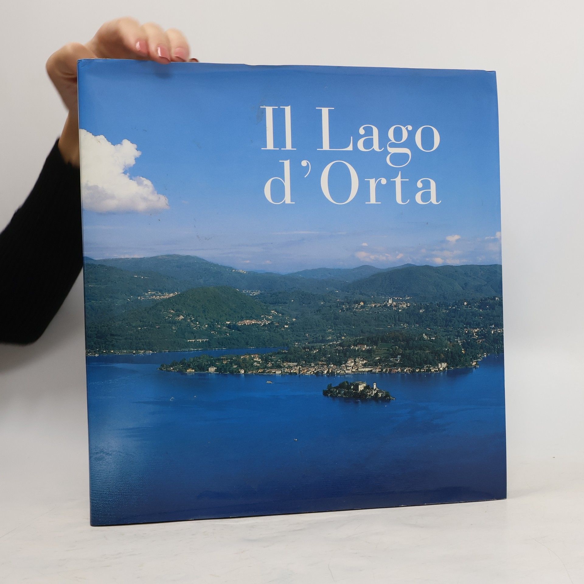 William A. Stuart Il Largo d´ Orta