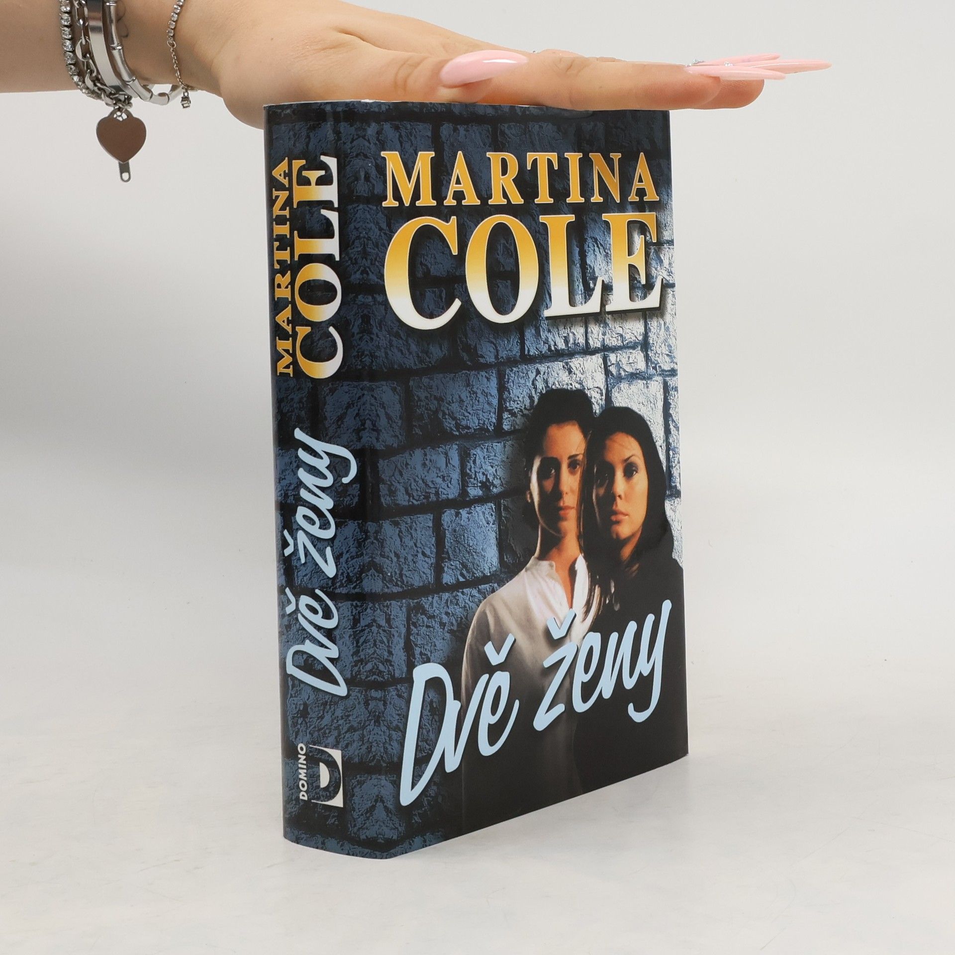 Martina Coleová Dvě ženy