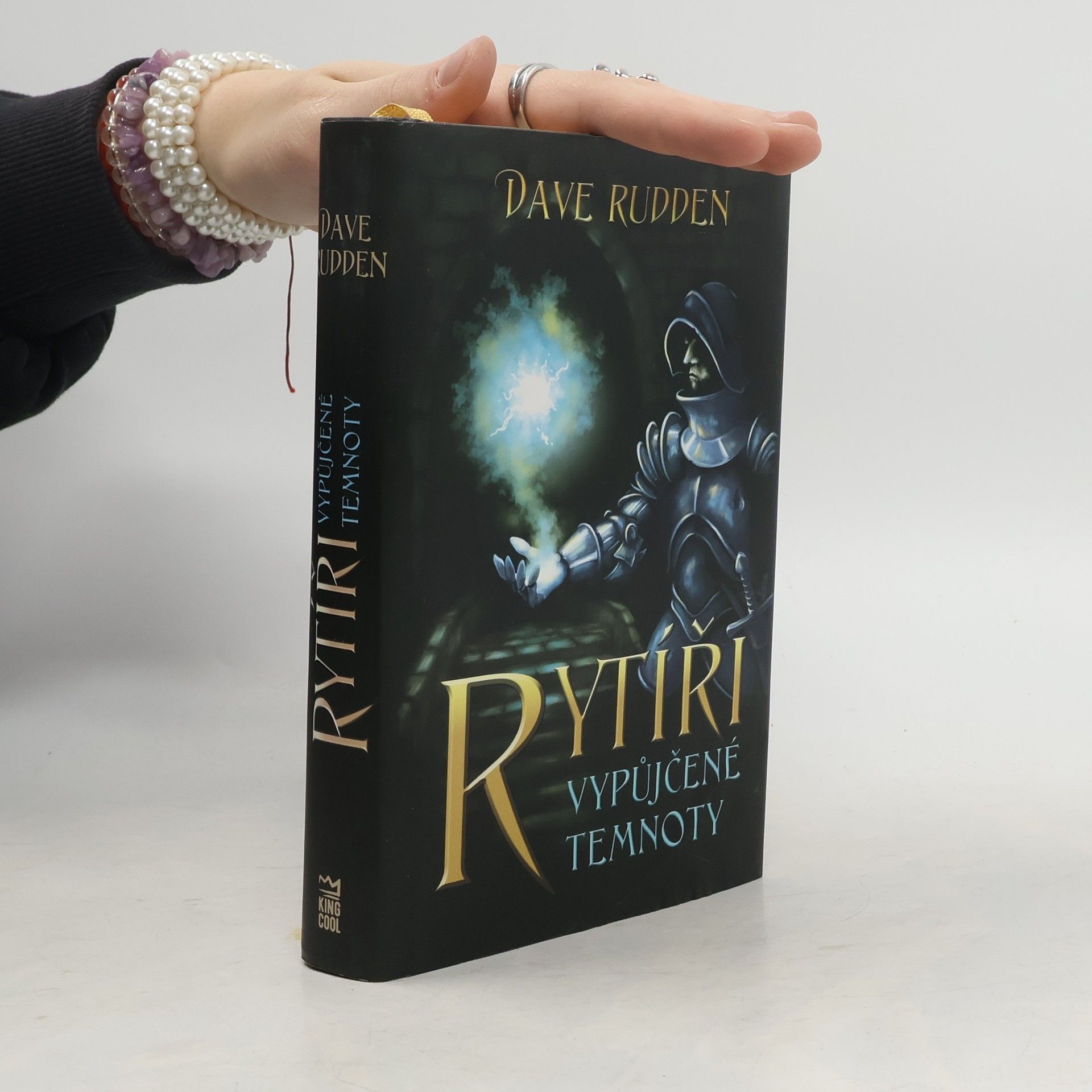 Rytíři vypůjčené temnoty