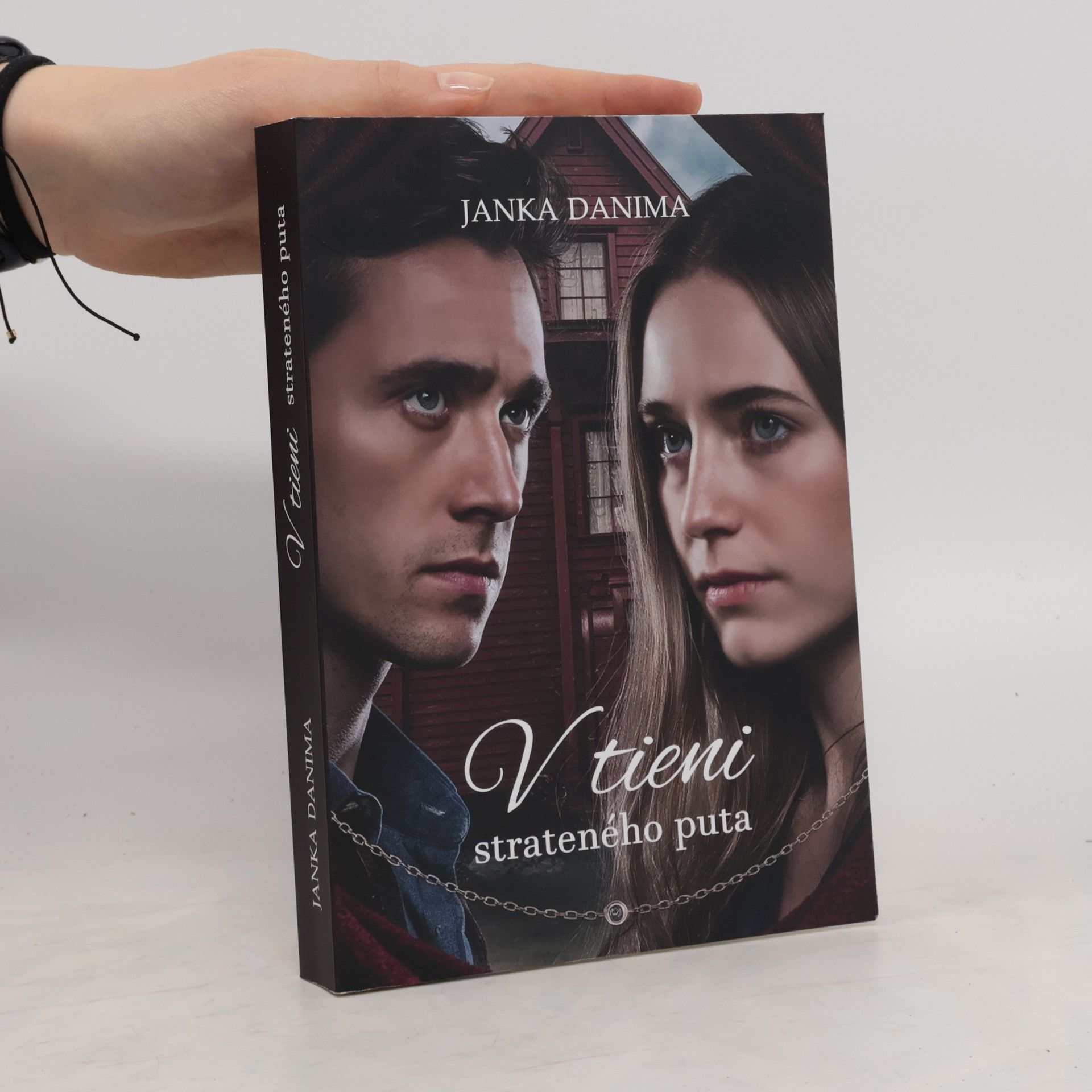 Janka Danima V tieni strateného puta