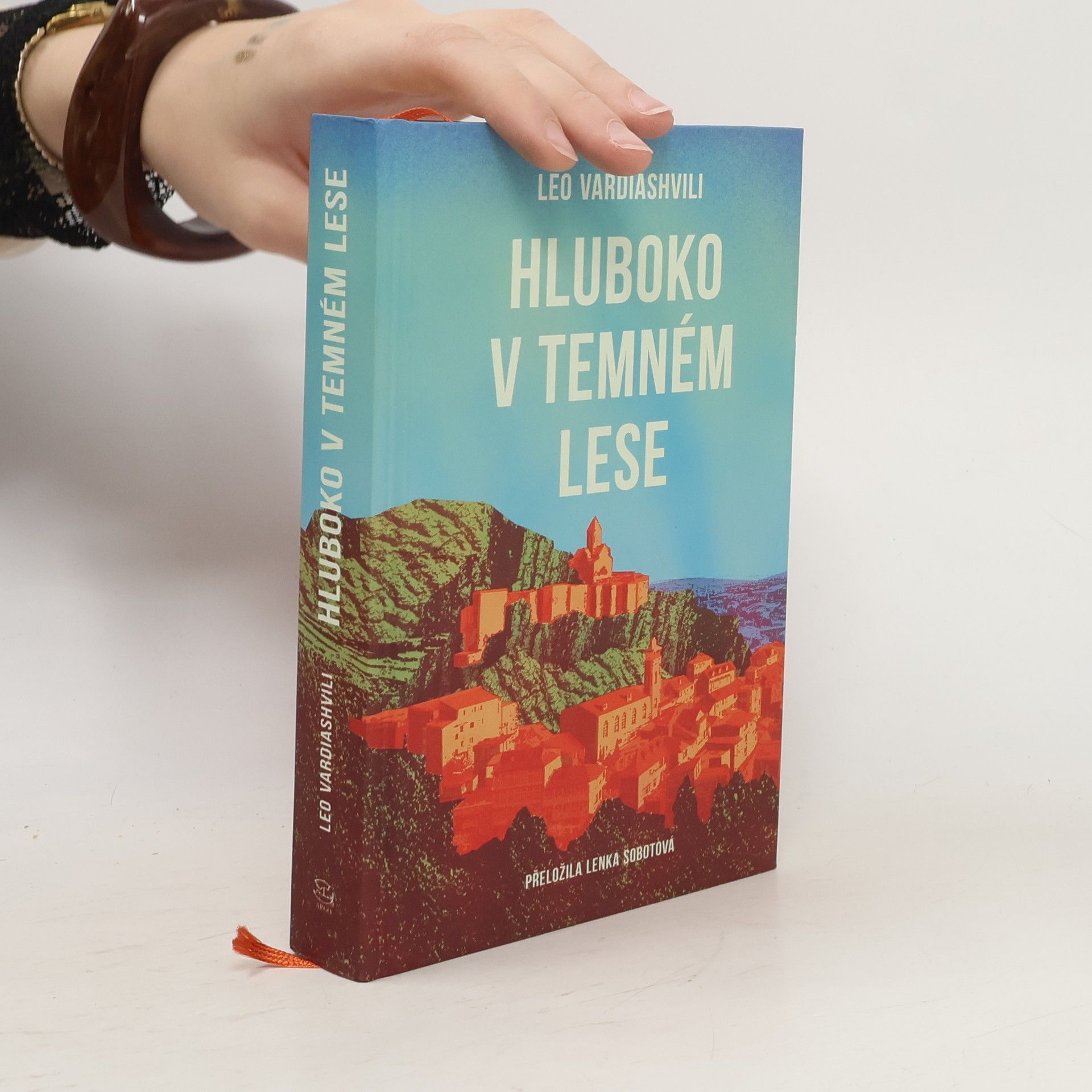 Leo Vardiashvili Hluboko v temném lese