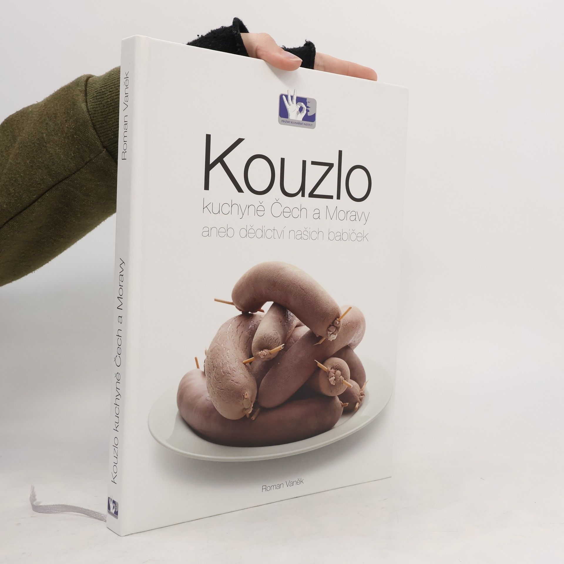 Roman Vaněk Kouzlo kuchyně Čech a Moravy aneb Dědictví našich babiček