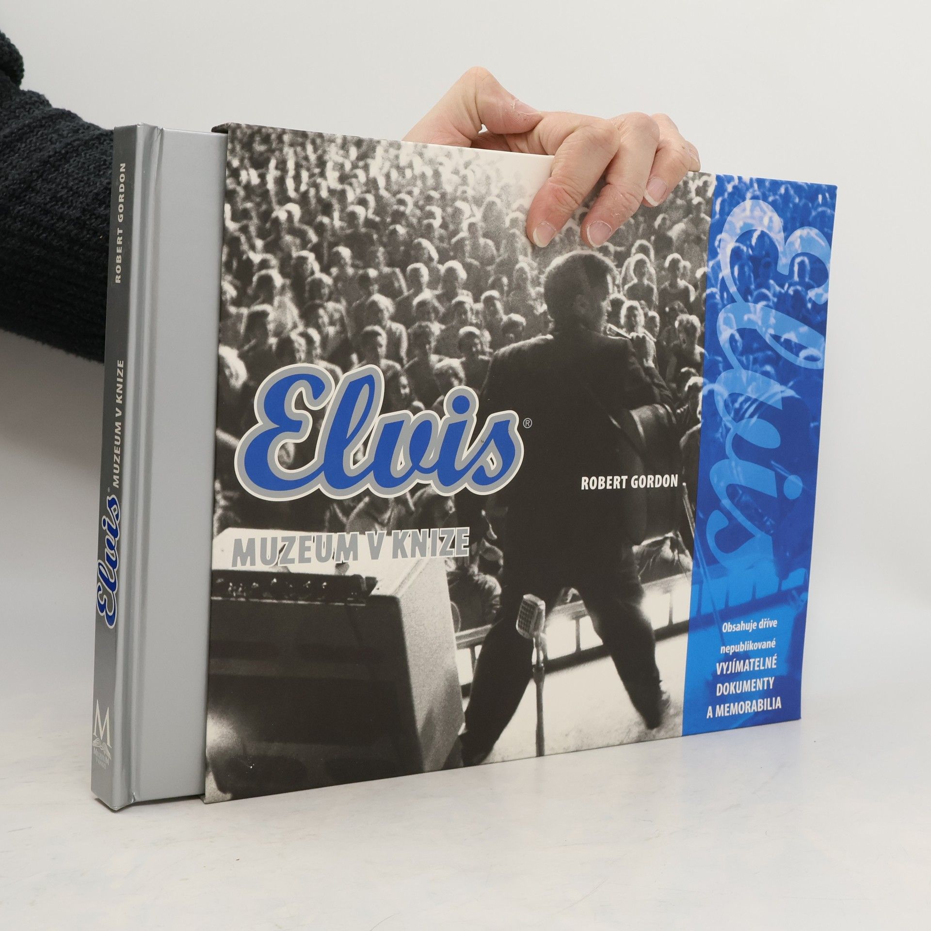 Robert Gordon Elvis: Muzeum v knize