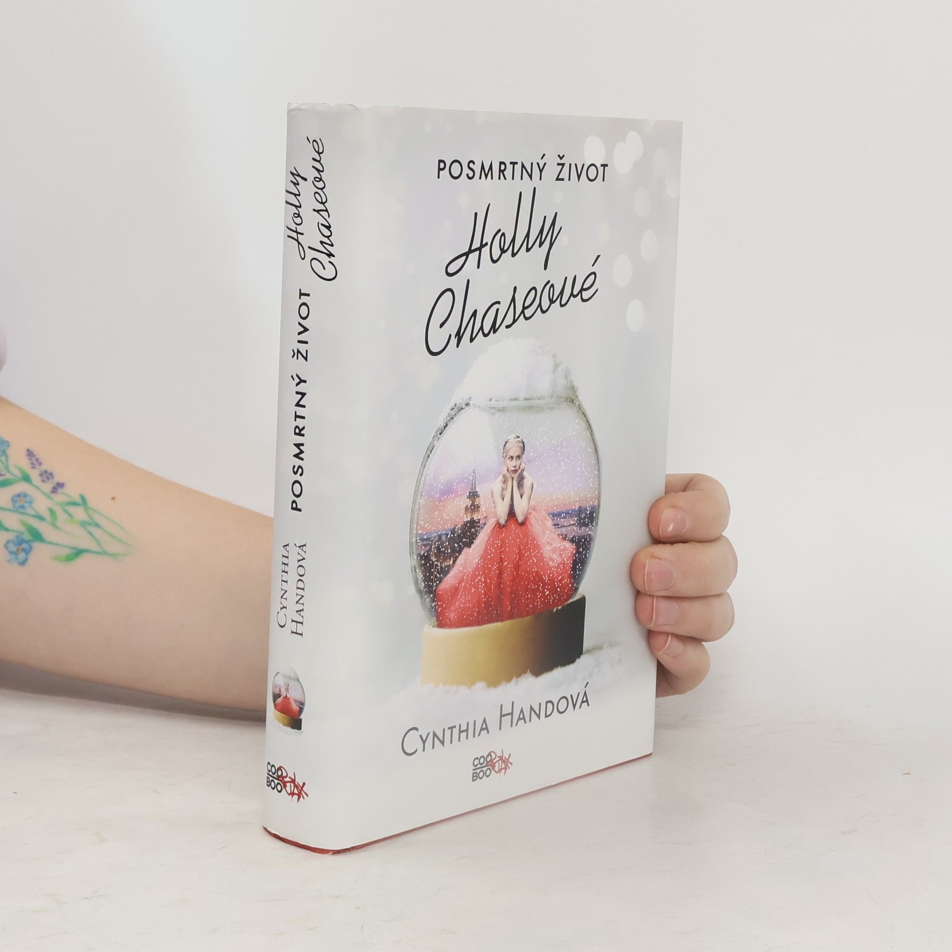 Cynthia Hand Posmrtný život Holly Chaseové