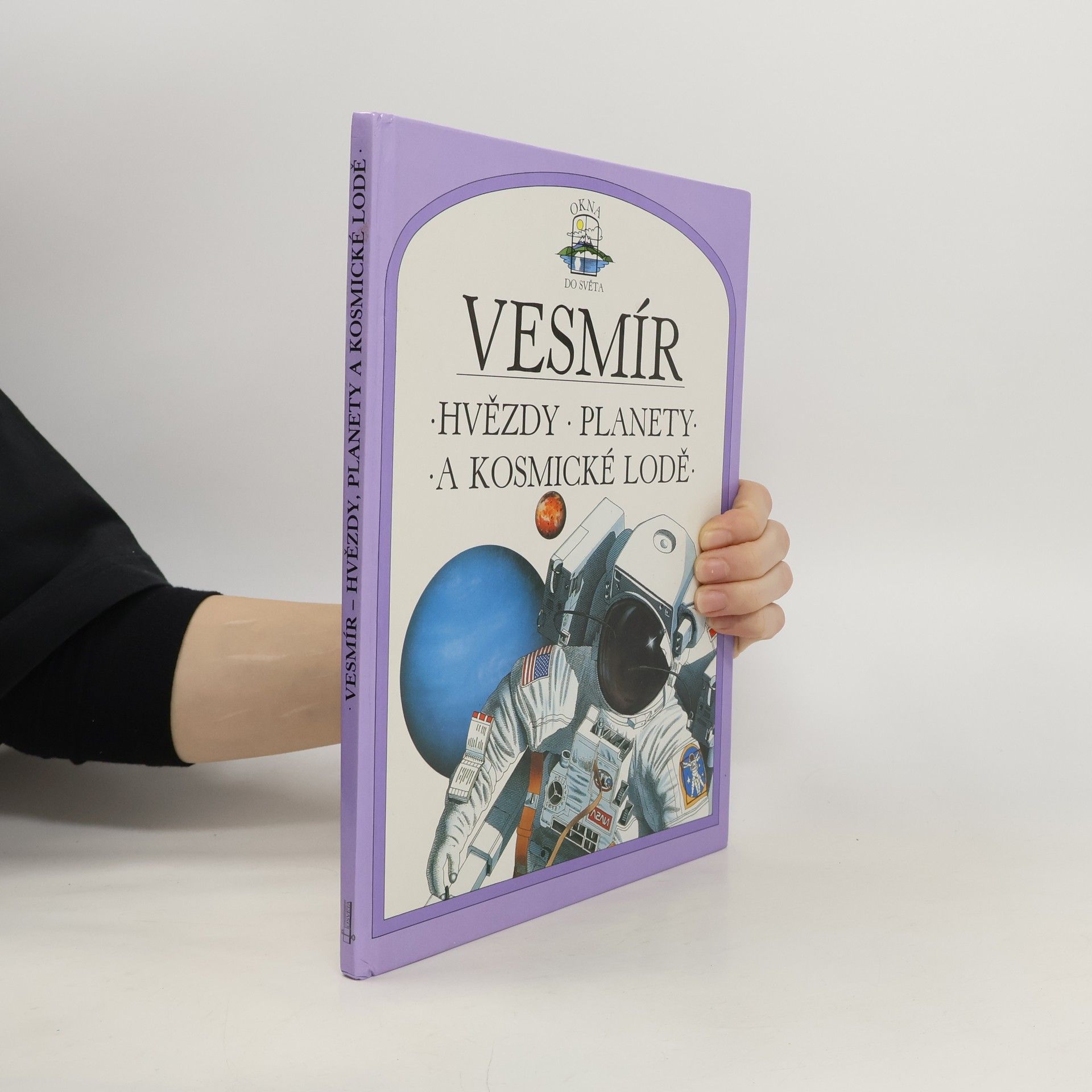 Sue Becklake Vesmír. Hvězdy, planety a kosmické lodě.