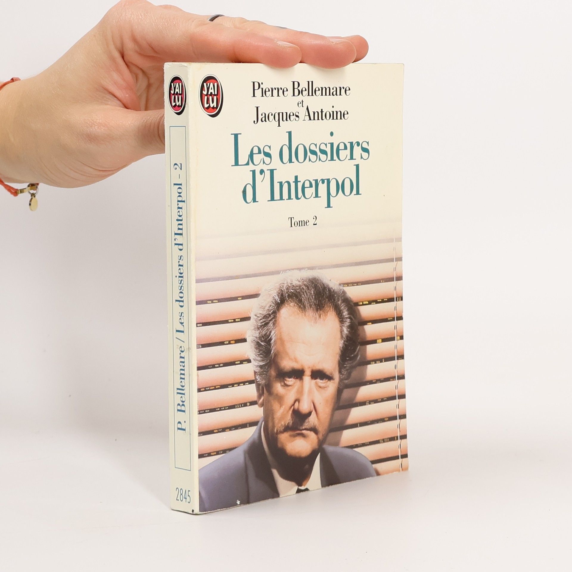 Les dossiers d´Interpol 2