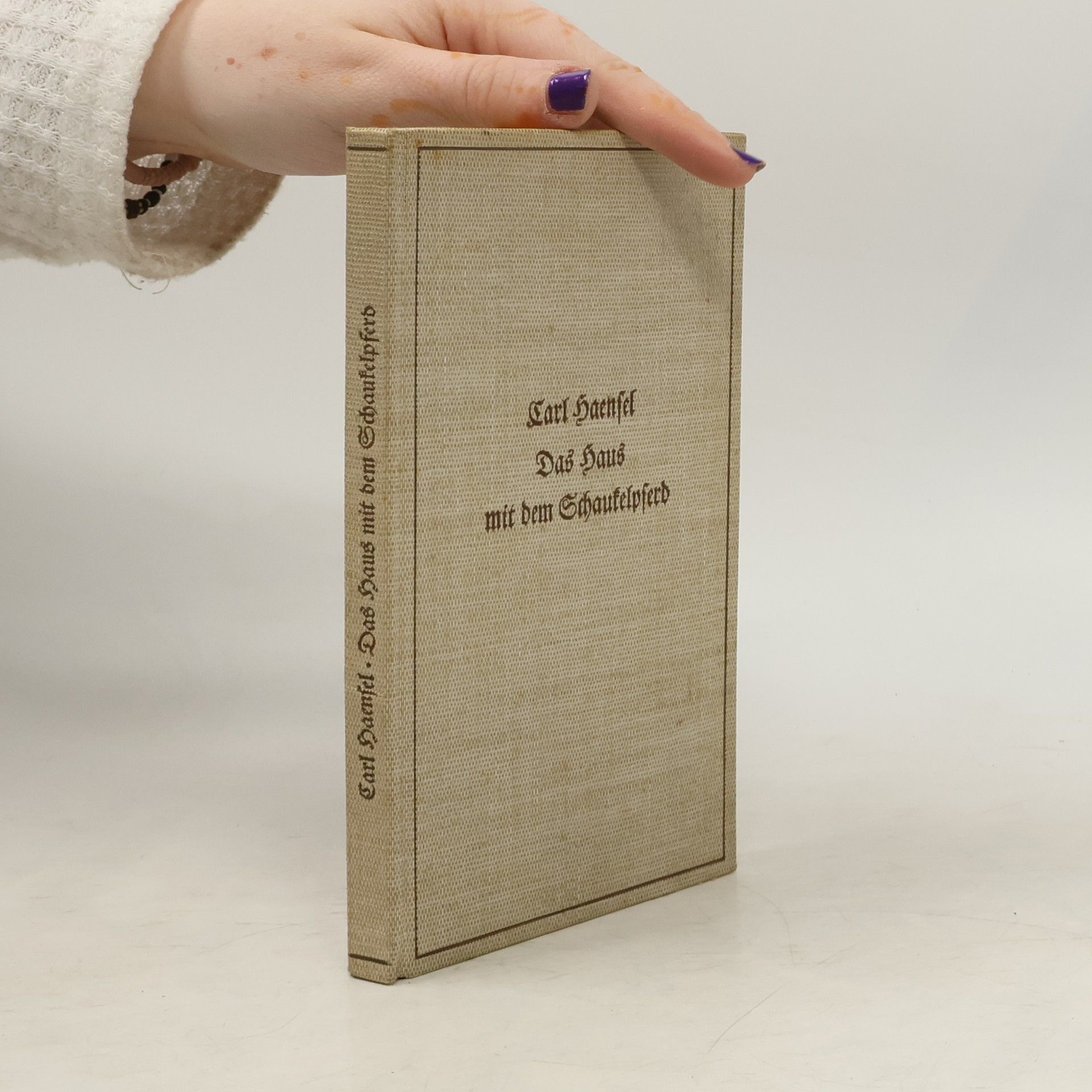 Das Haus mit dem Schaukelpferd