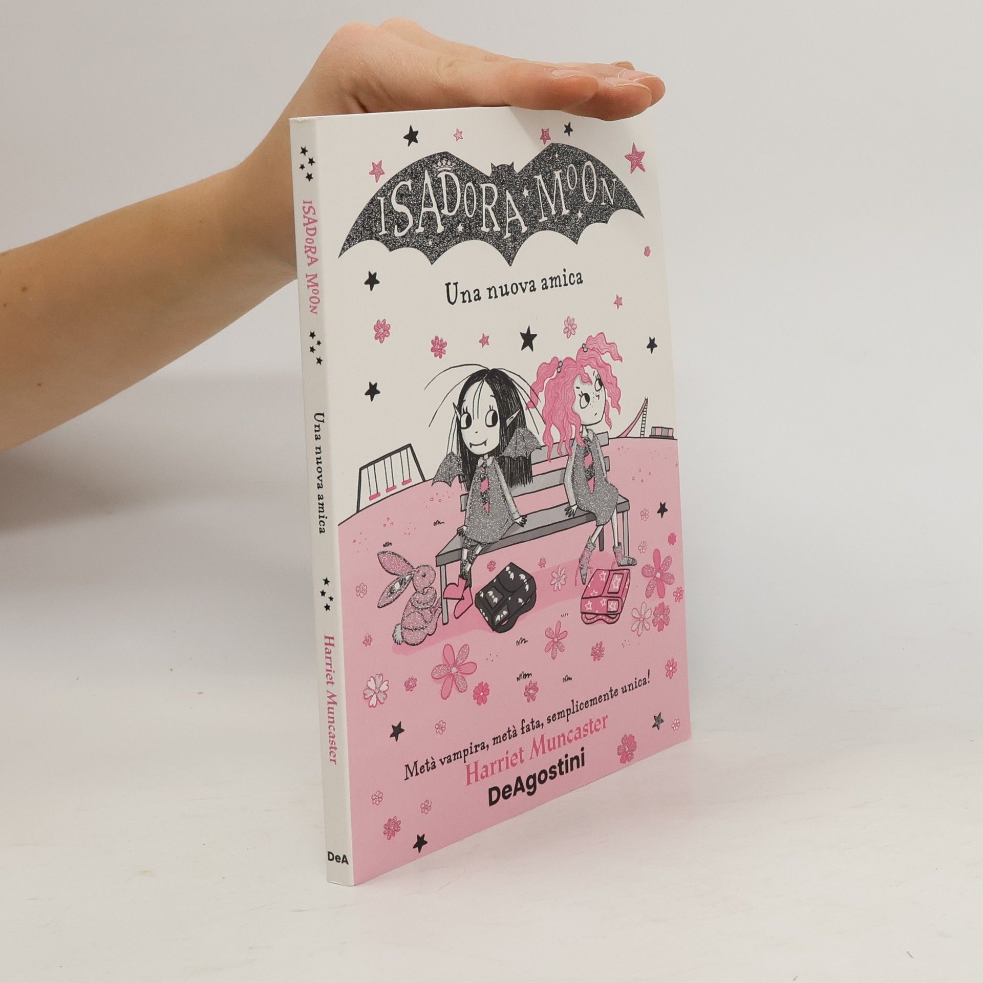 Una nuova amica. Isadora Moon