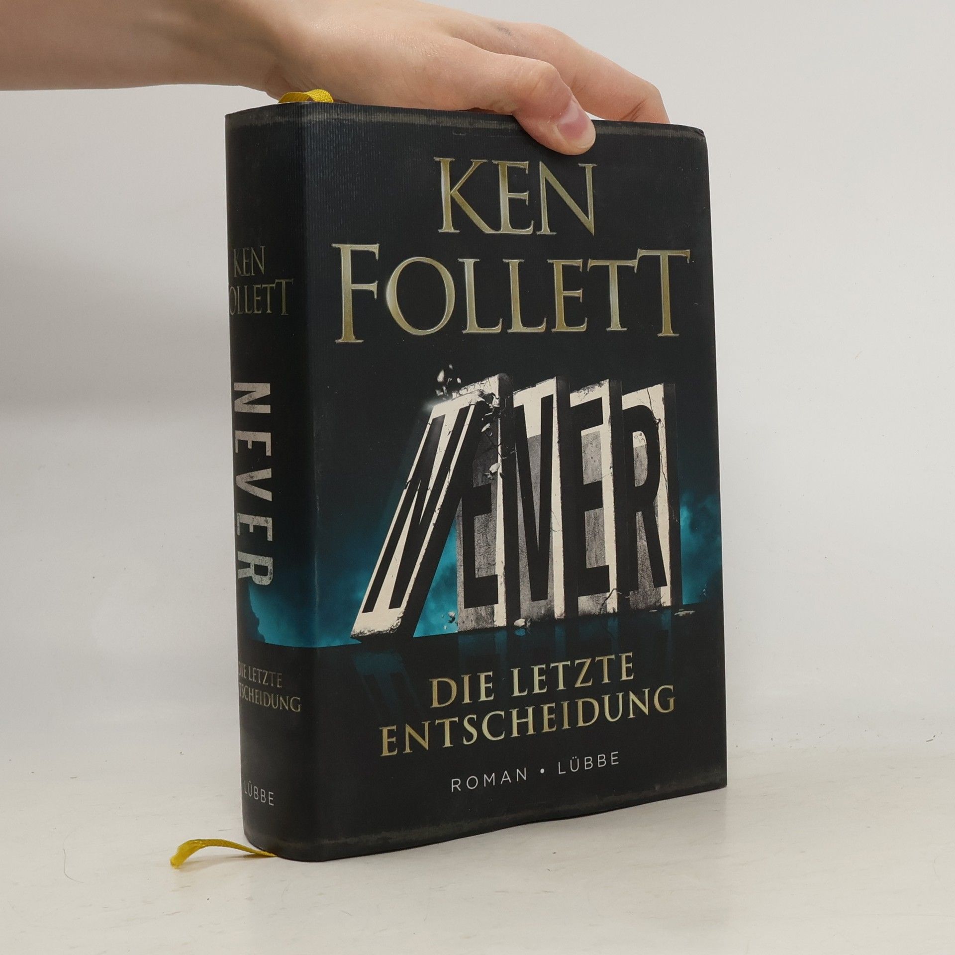 Ken Follett Never