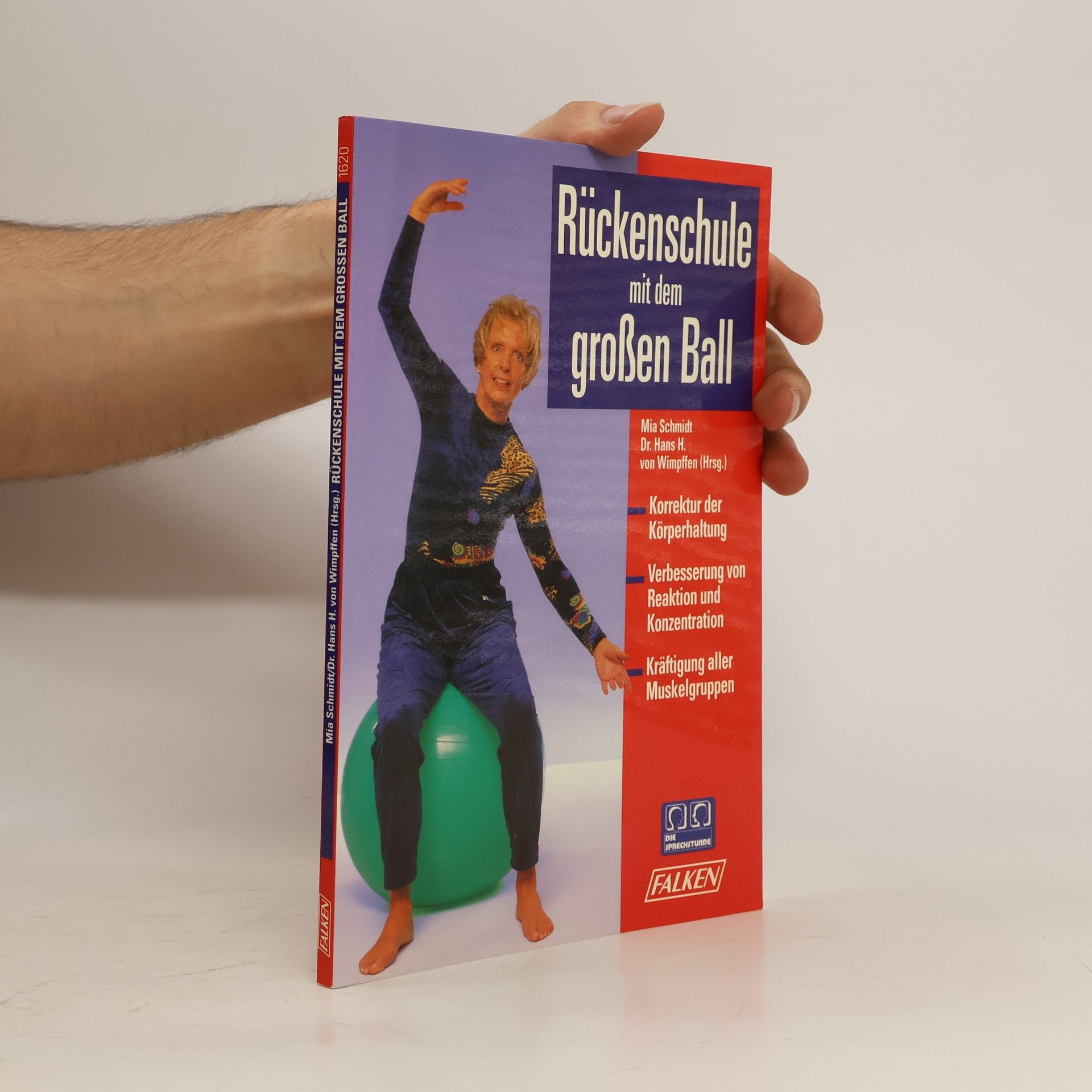 Mia Schmidt Rückenschule mit dem grossen Ball