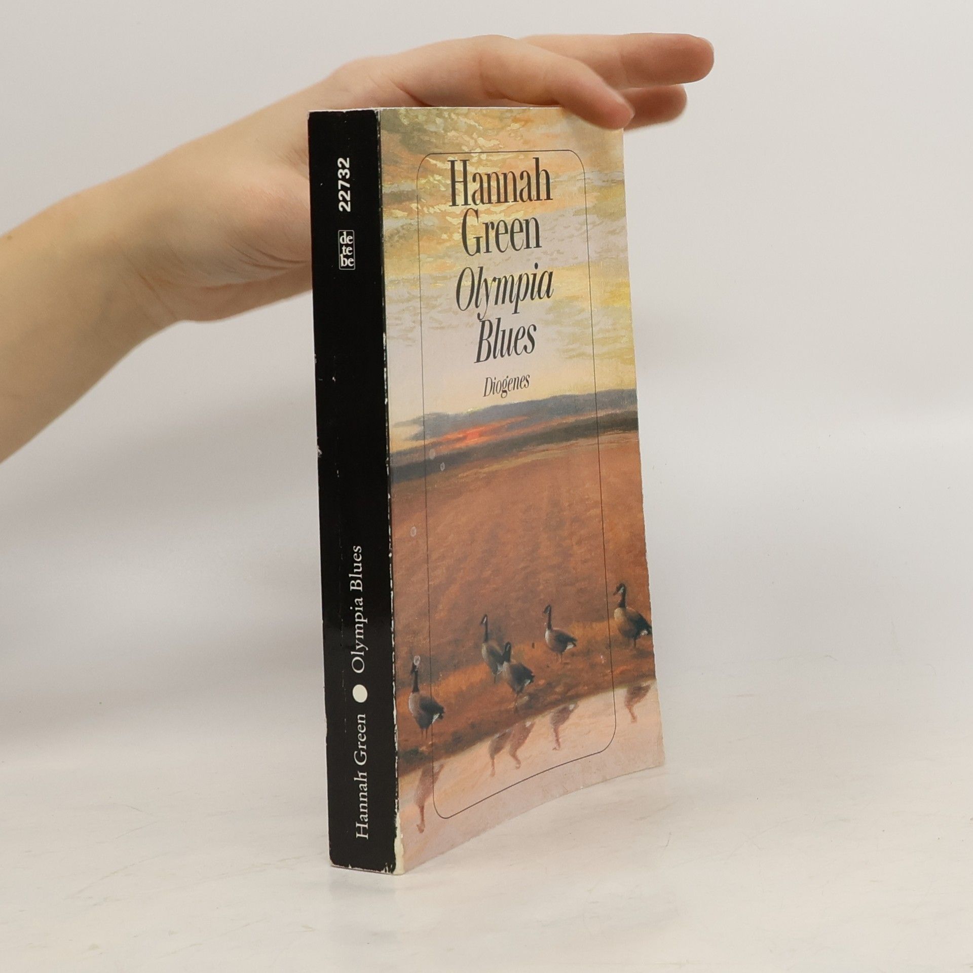 Hannah Green Olympia Blues