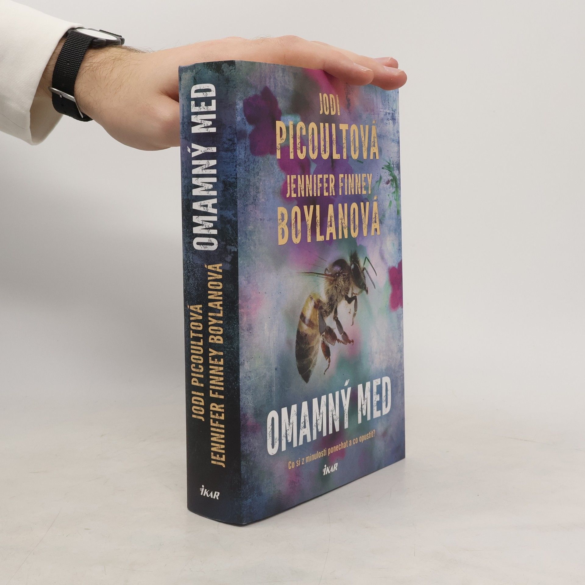 Jodi Picoult Omamný med