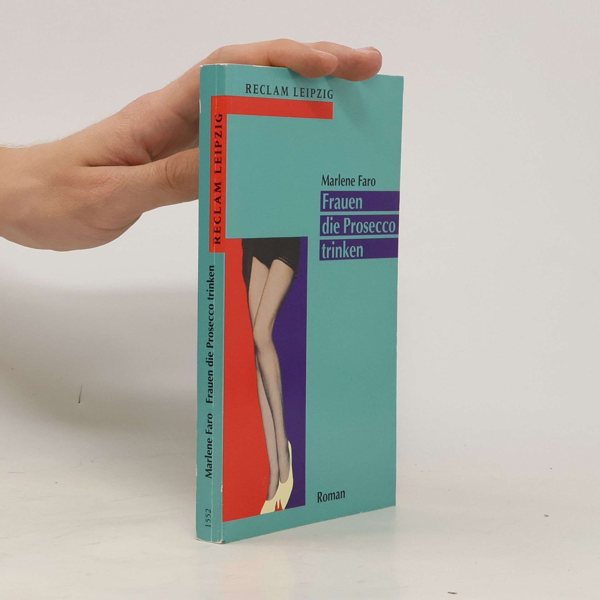 Frauen, die Prosecco trinken