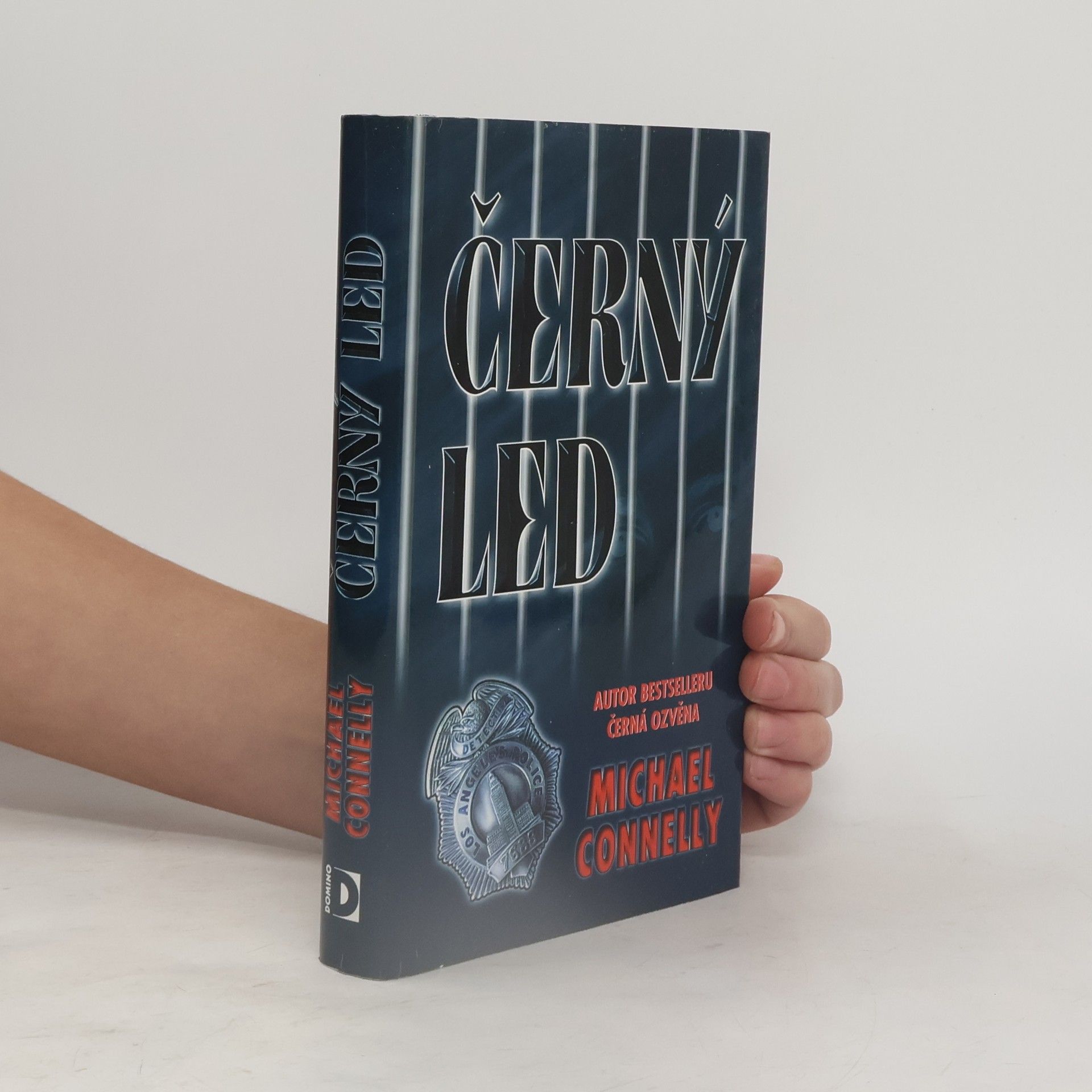 Michael Connelly Černý led