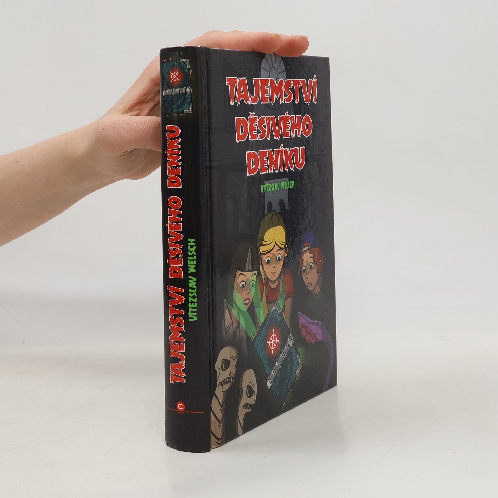 Tajemství děsivého deníku