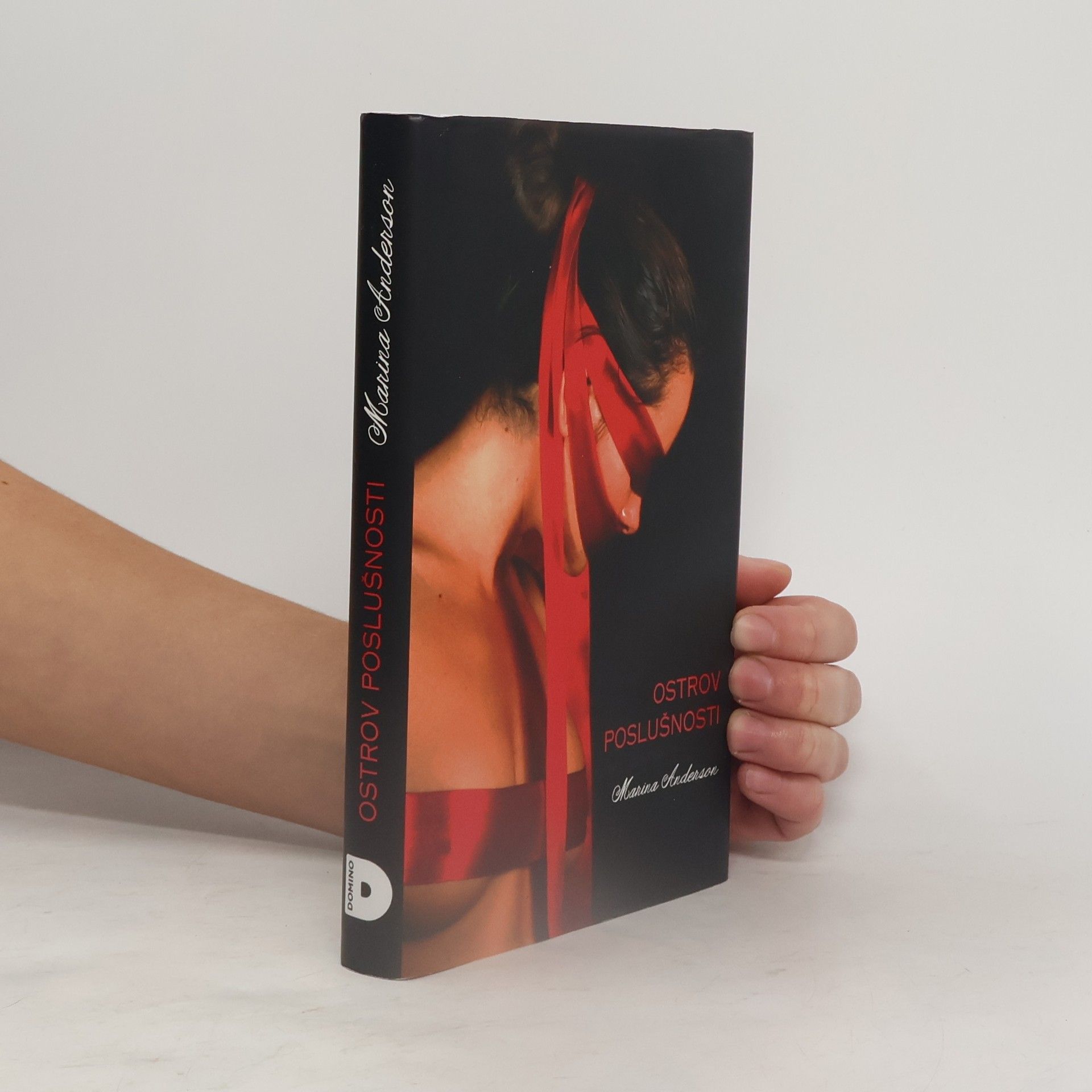 Marina Anderson Ostrov poslušnosti