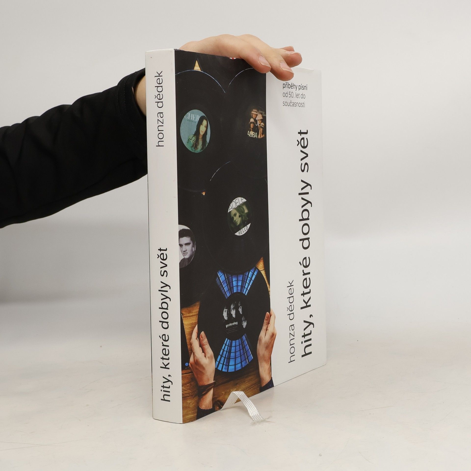 Hity, které dobyly svět : příběhy písní od 50. let do současnosti