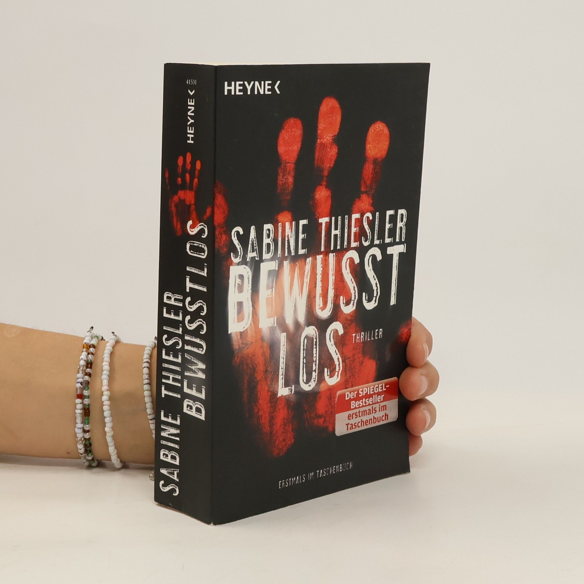 Sabine Thiesler Bewusstlos