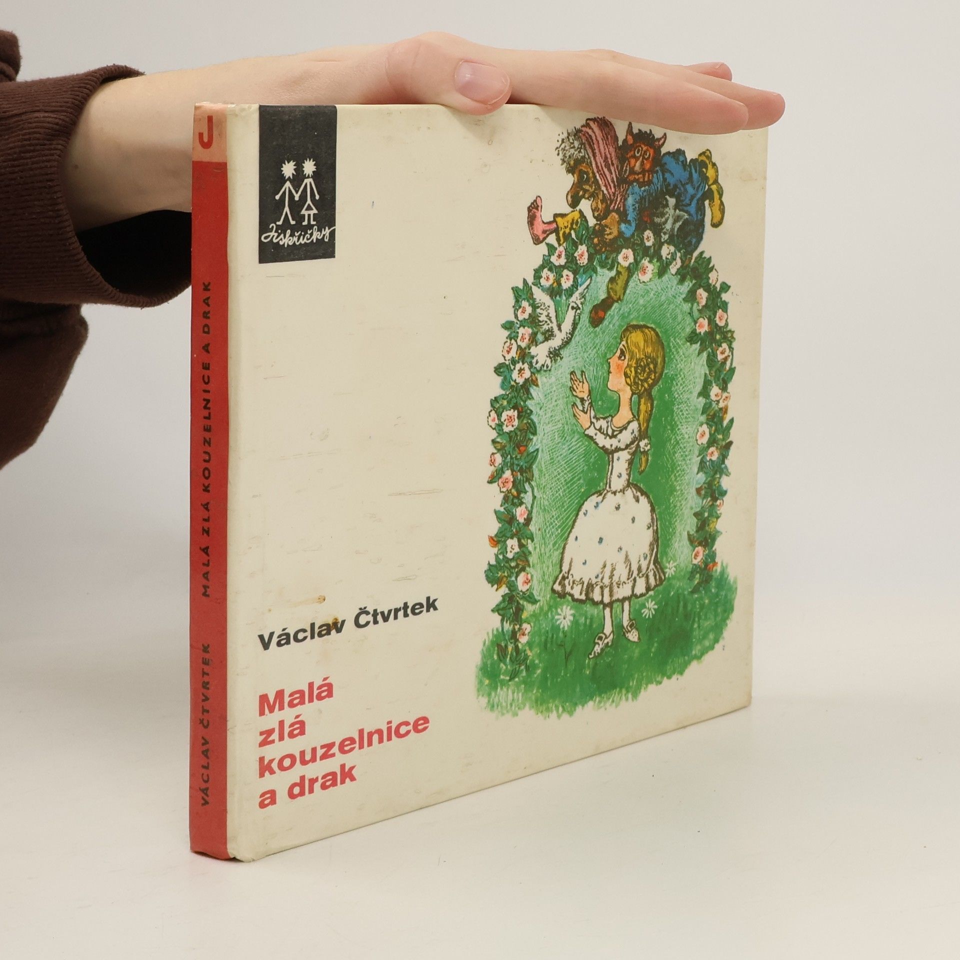 Václav Čtvrtek Malá zlá kouzelnice a drak