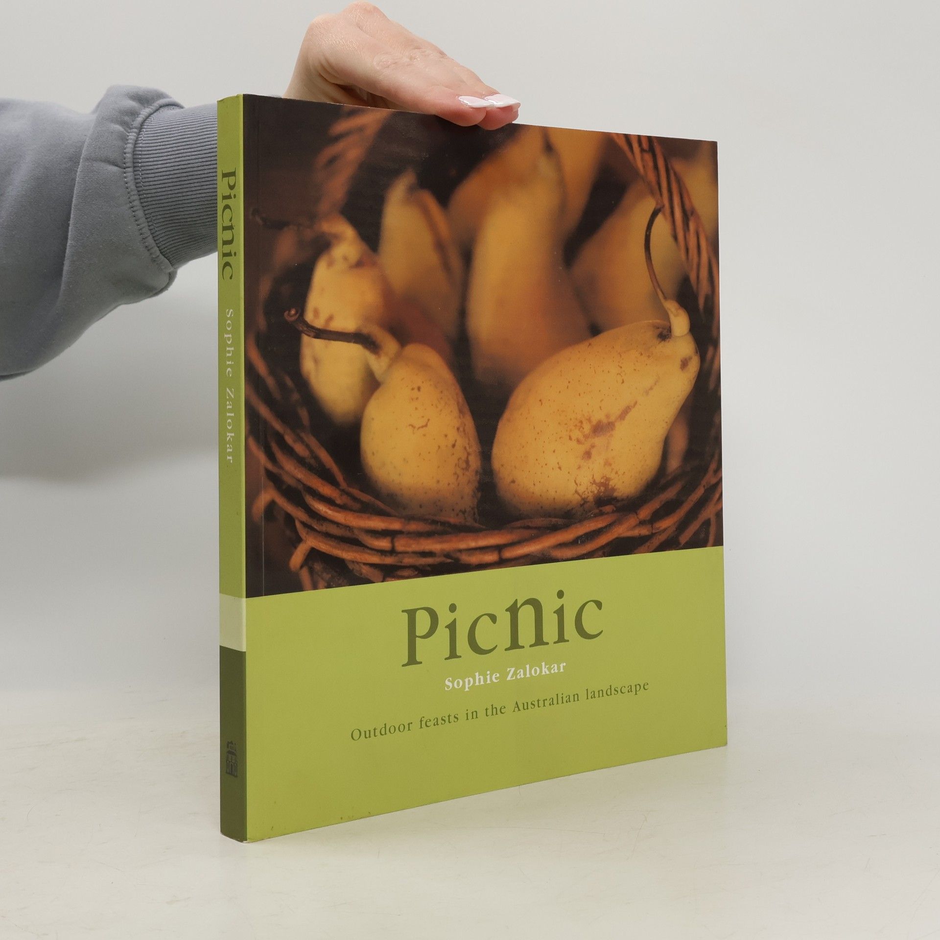 Sophie Zalokar Picnic
