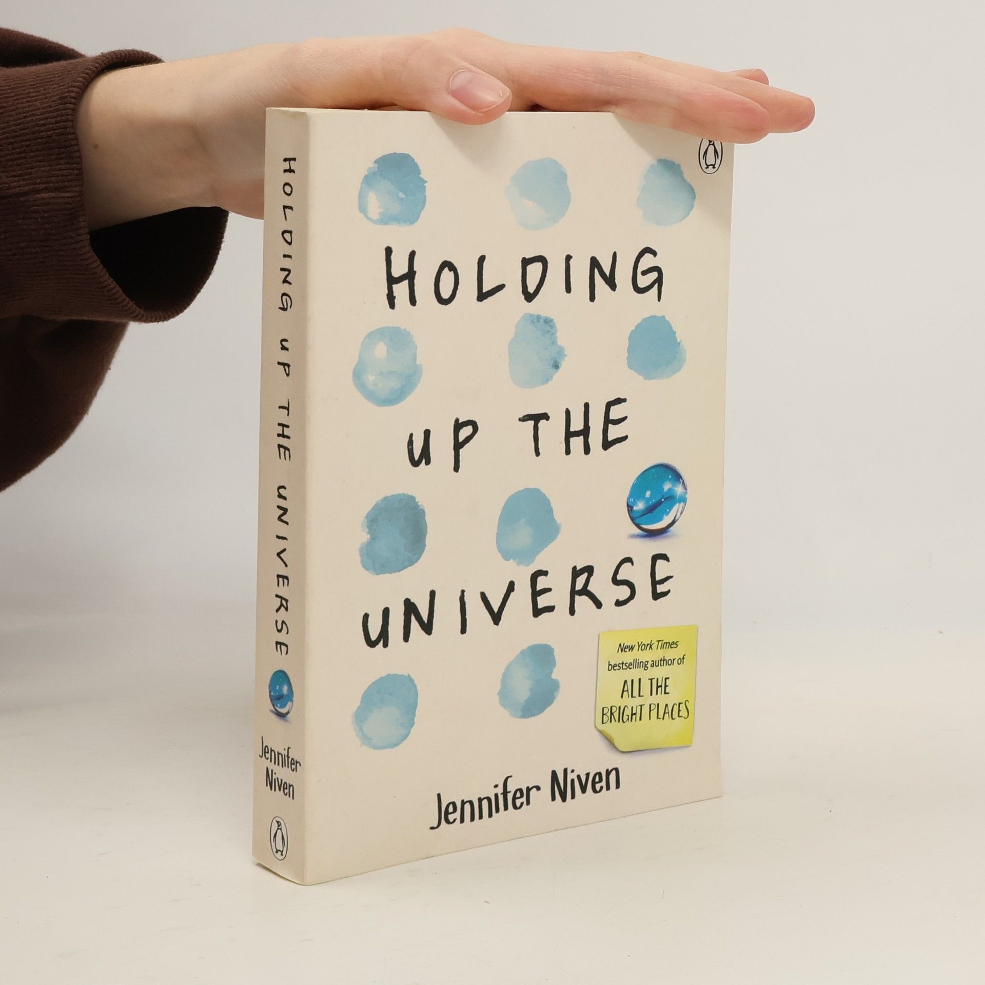 Jennifer Niven Holding Up the Universe
