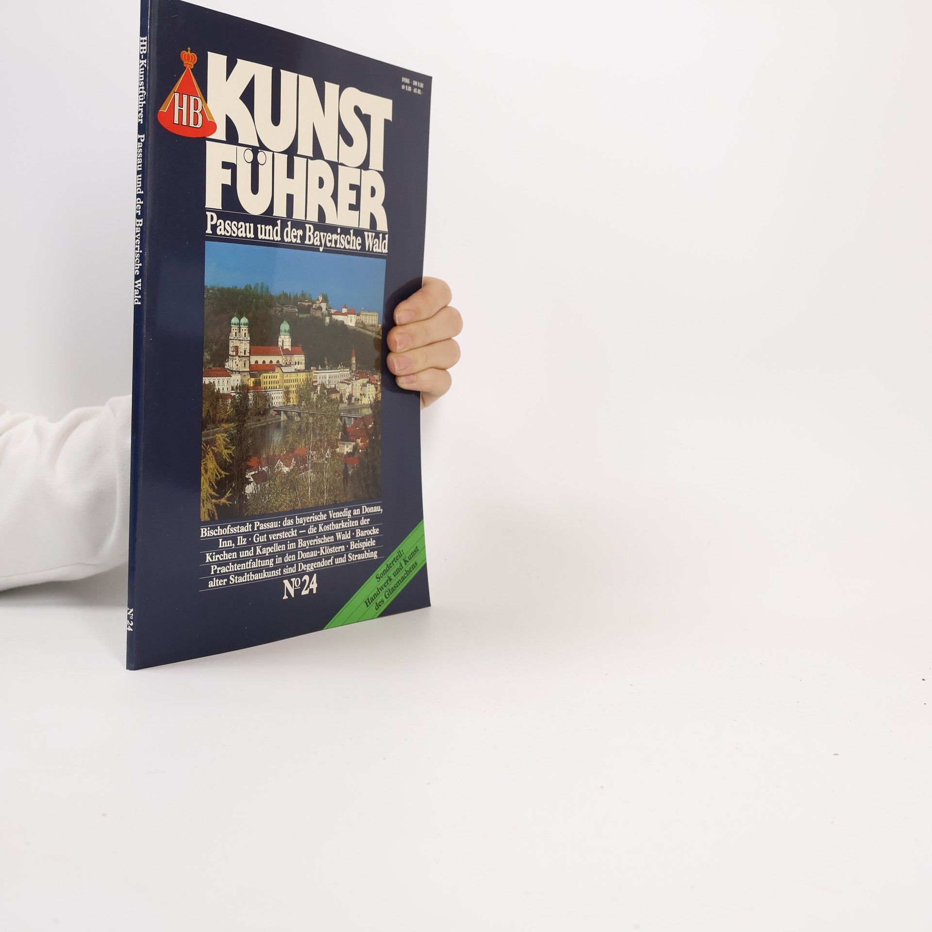 Various authors HB-Kunstführer 24. Passau und der Bayerische Wald