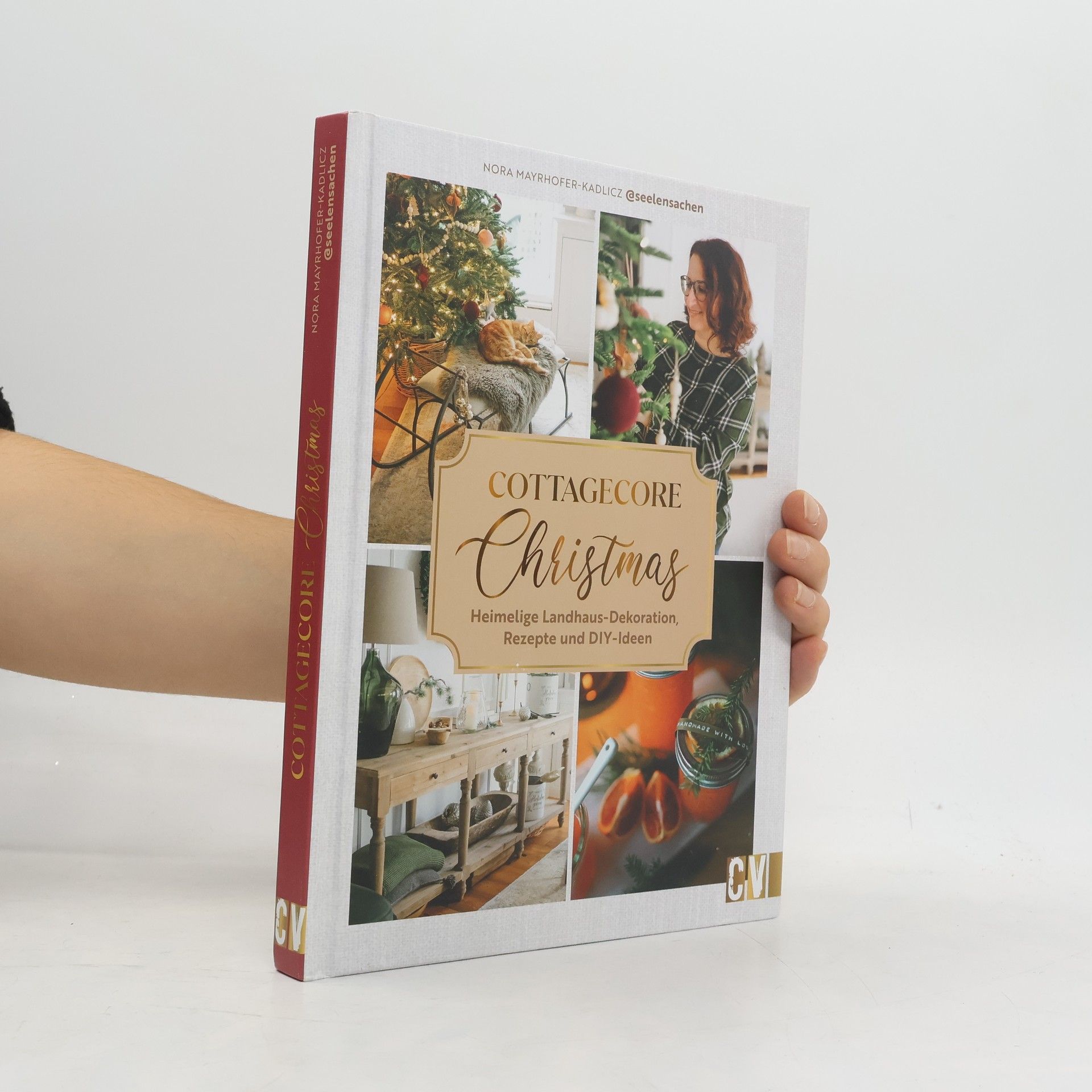 Nora Mayrhofer Kadlicz Cottagecore Christmas