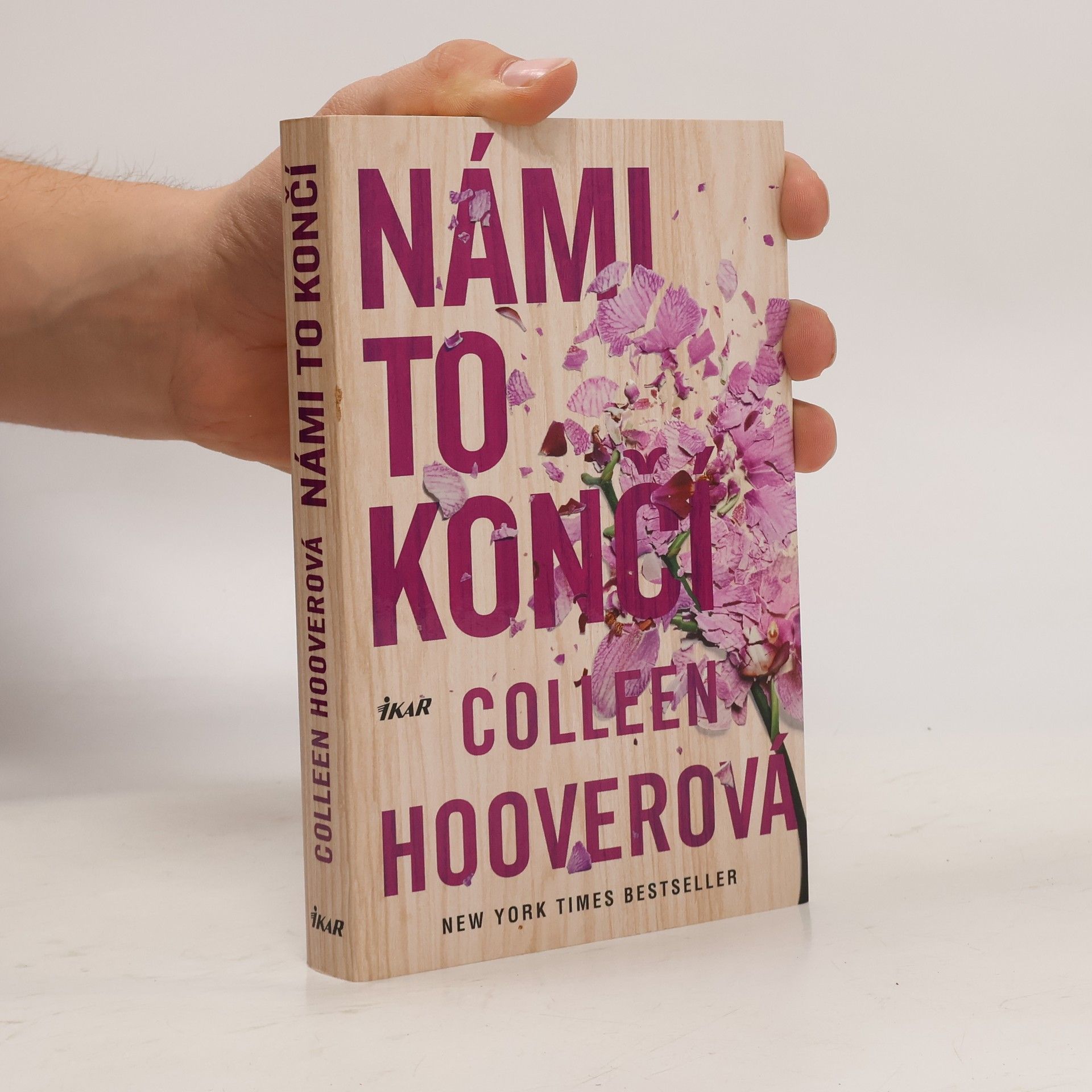 Colleen Hooverová Námi to končí