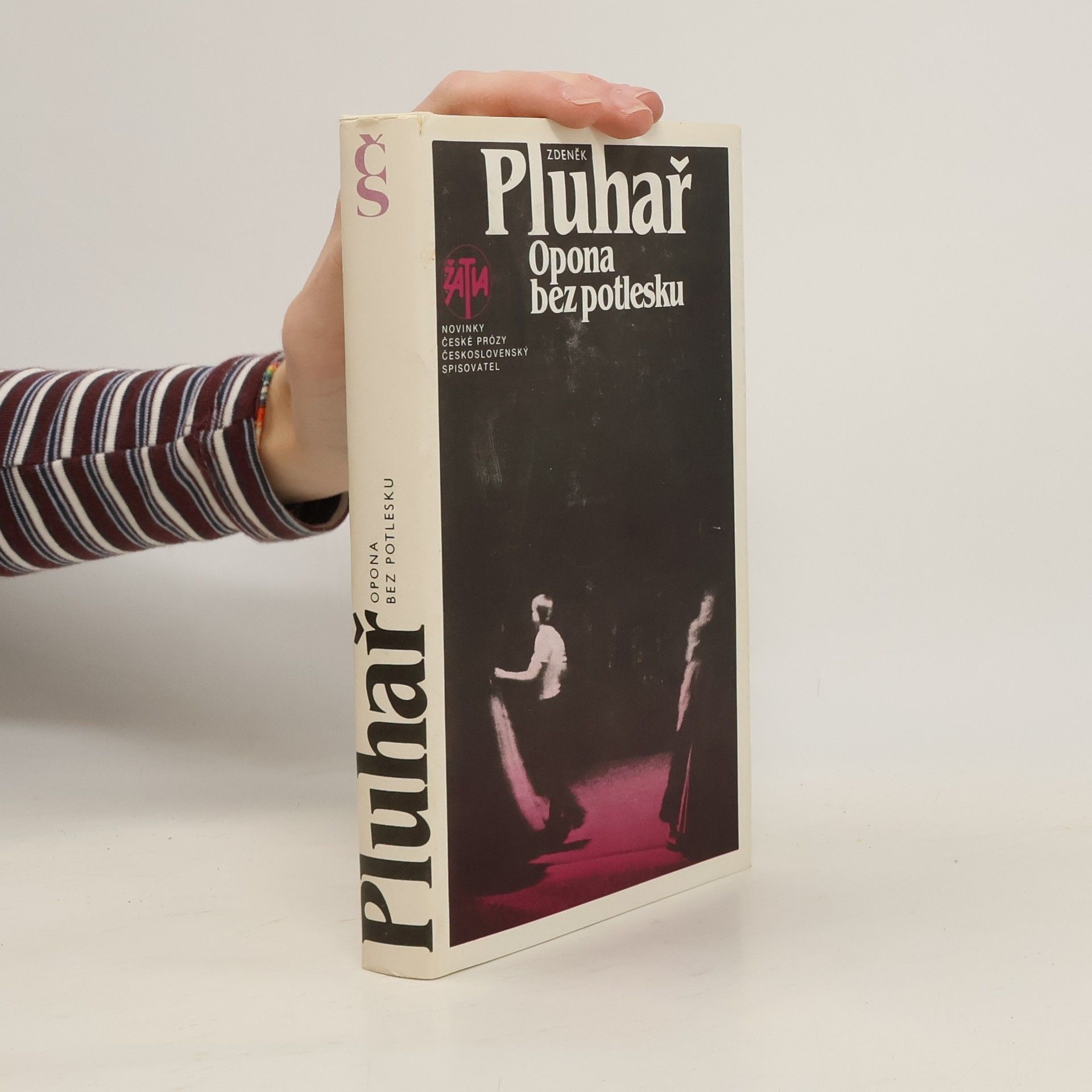 Zdeněk Pluhař Opona bez potlesku