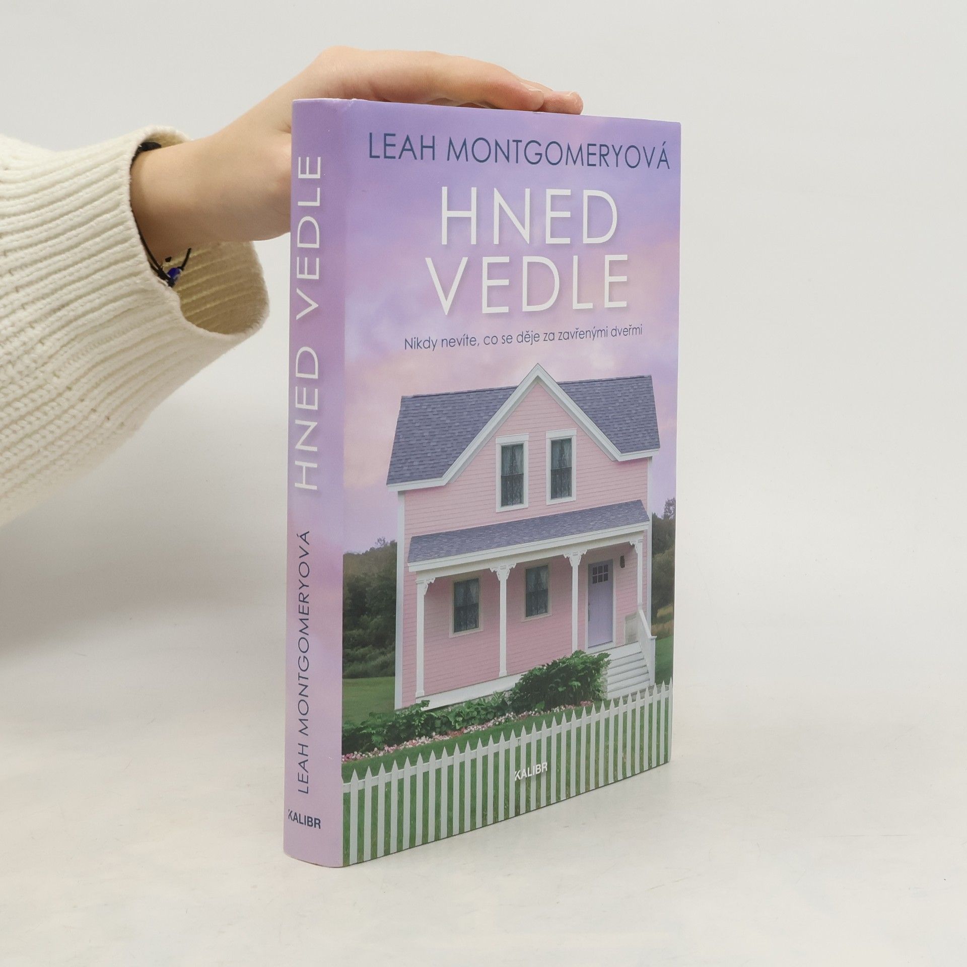 Hned vedle
