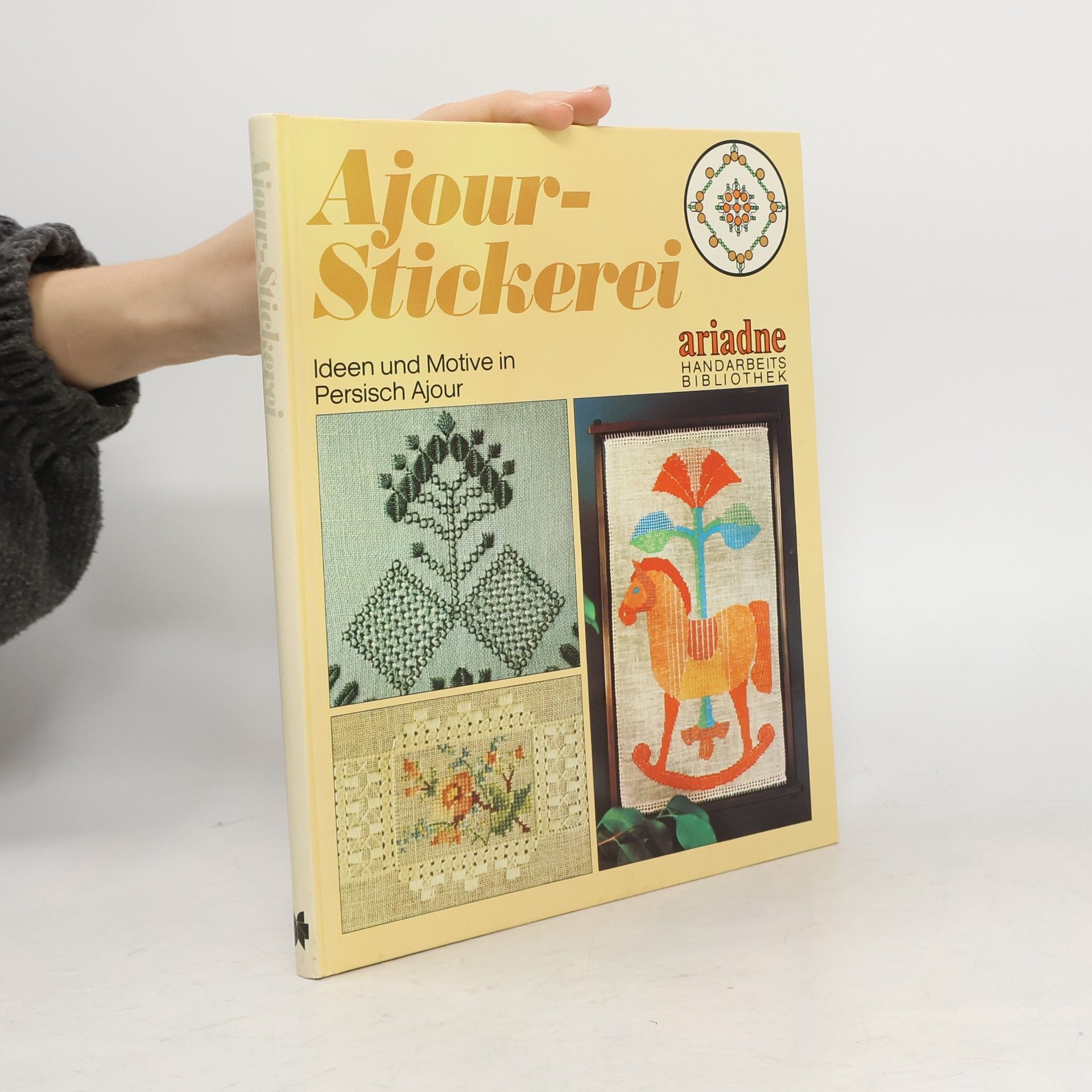 Autorenkollektiv Ajourstickerei