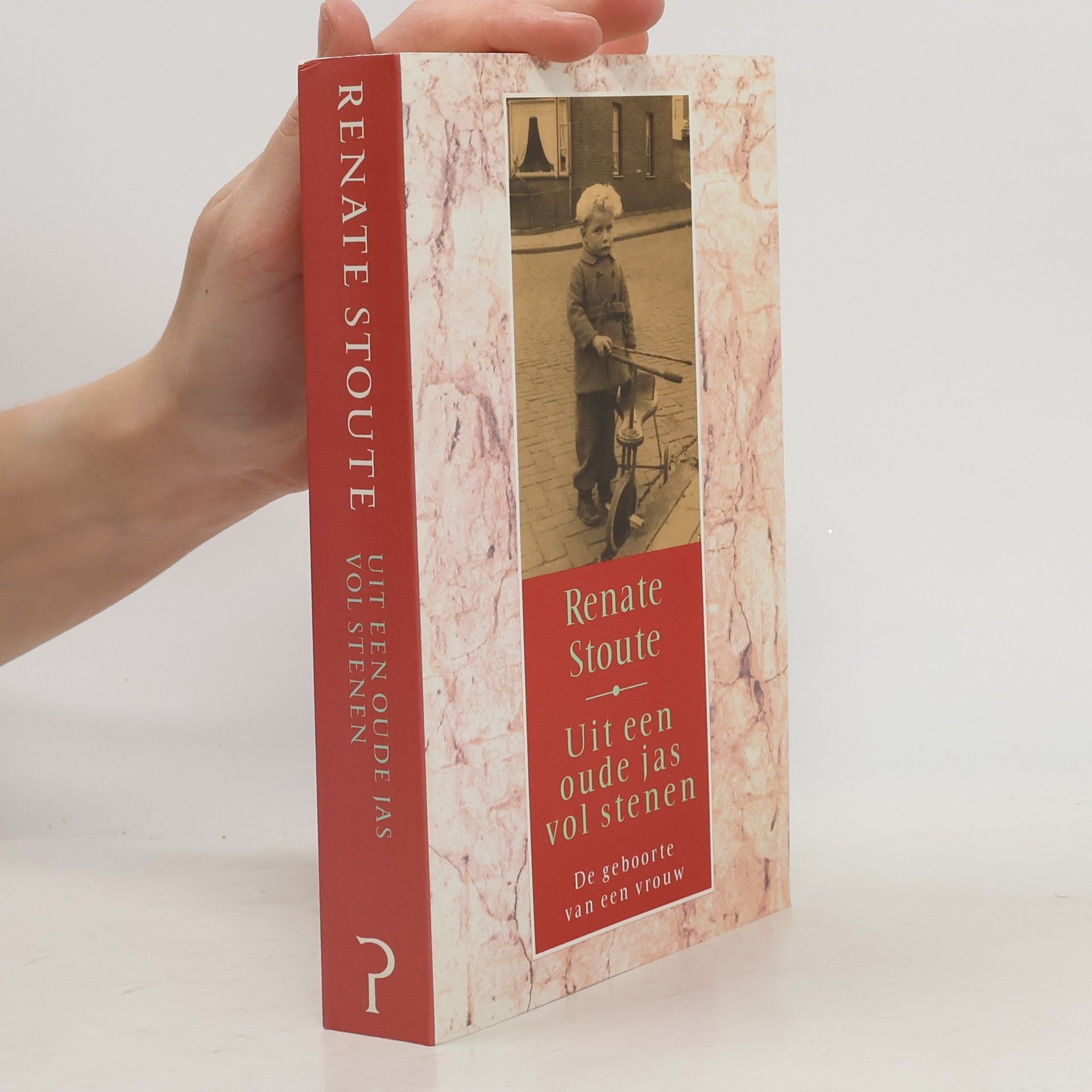 Renate Stoute Uit een oude jas vol stenen