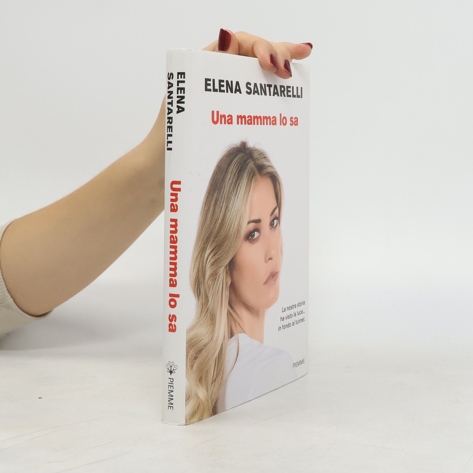 Elena Santarelli Una mamma lo sa