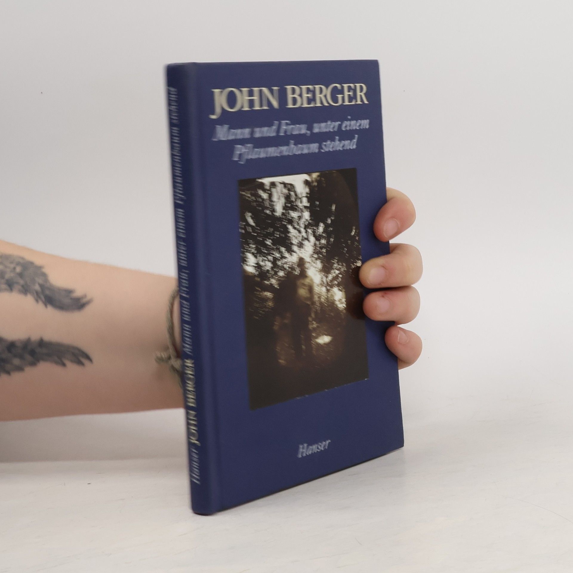 John Berger Mann und Frau, unter einem Pflaumenbaum stehend