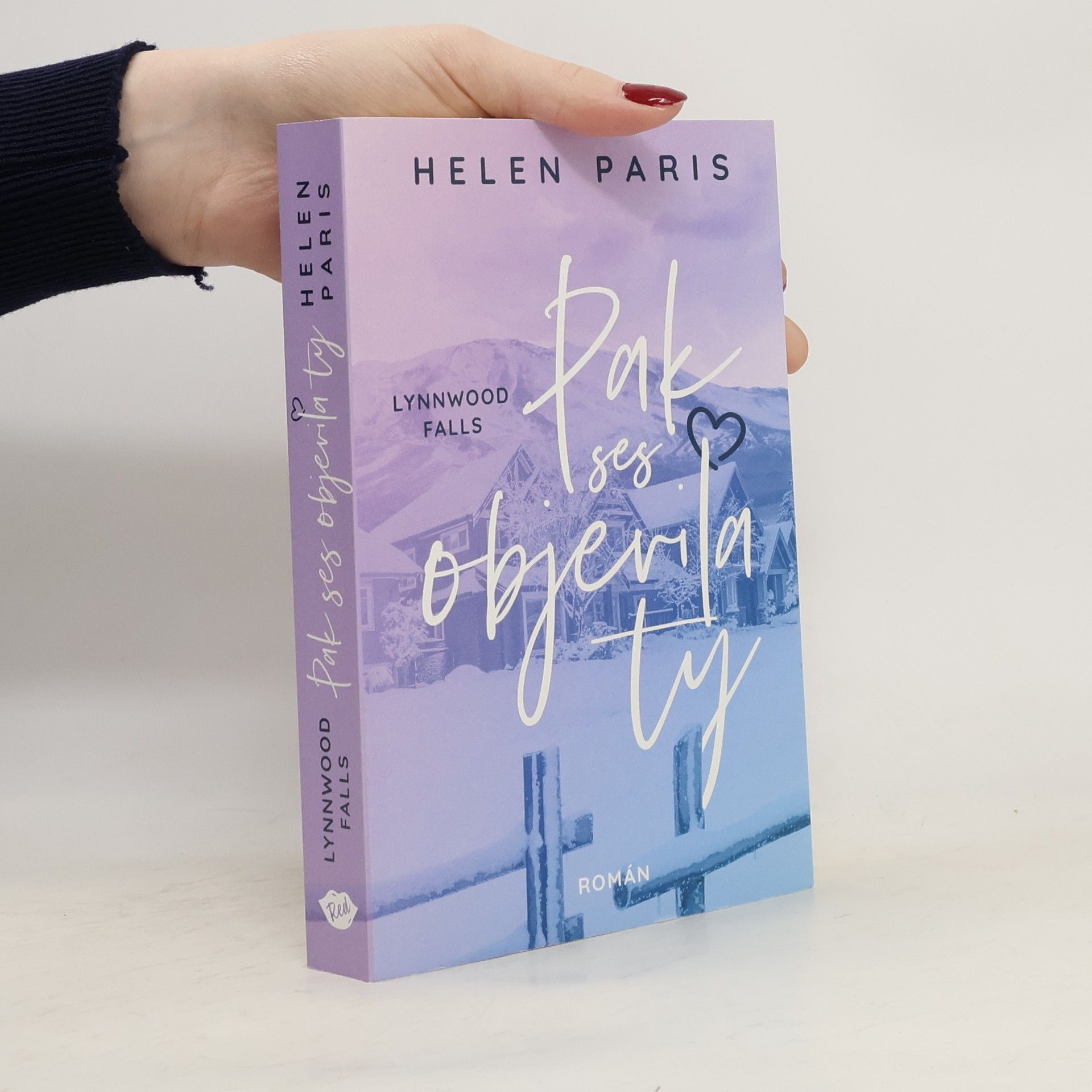 Helen Paris Pak ses objevila ty